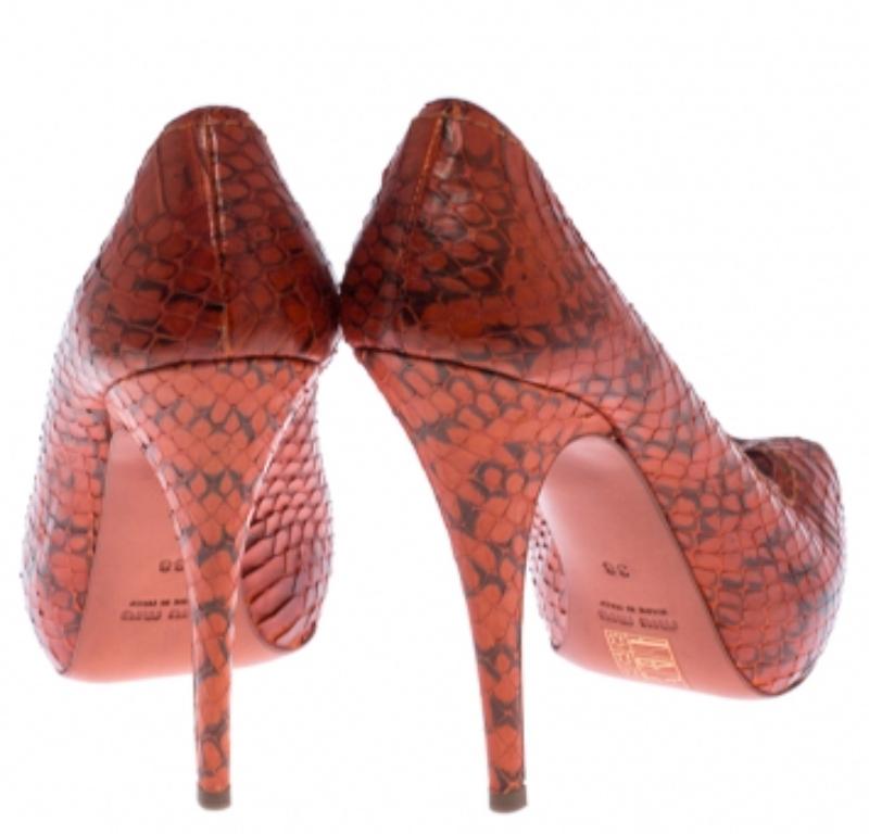 Miu Miu Orange Python Leder Peep Toe Plateau Pumps Größe 38 im Angebot 2