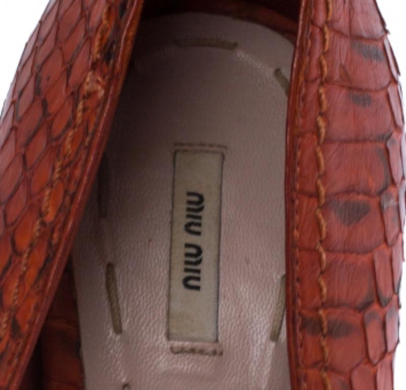 Miu Miu Orange Python Leder Peep Toe Plateau Pumps Größe 38 im Angebot 4