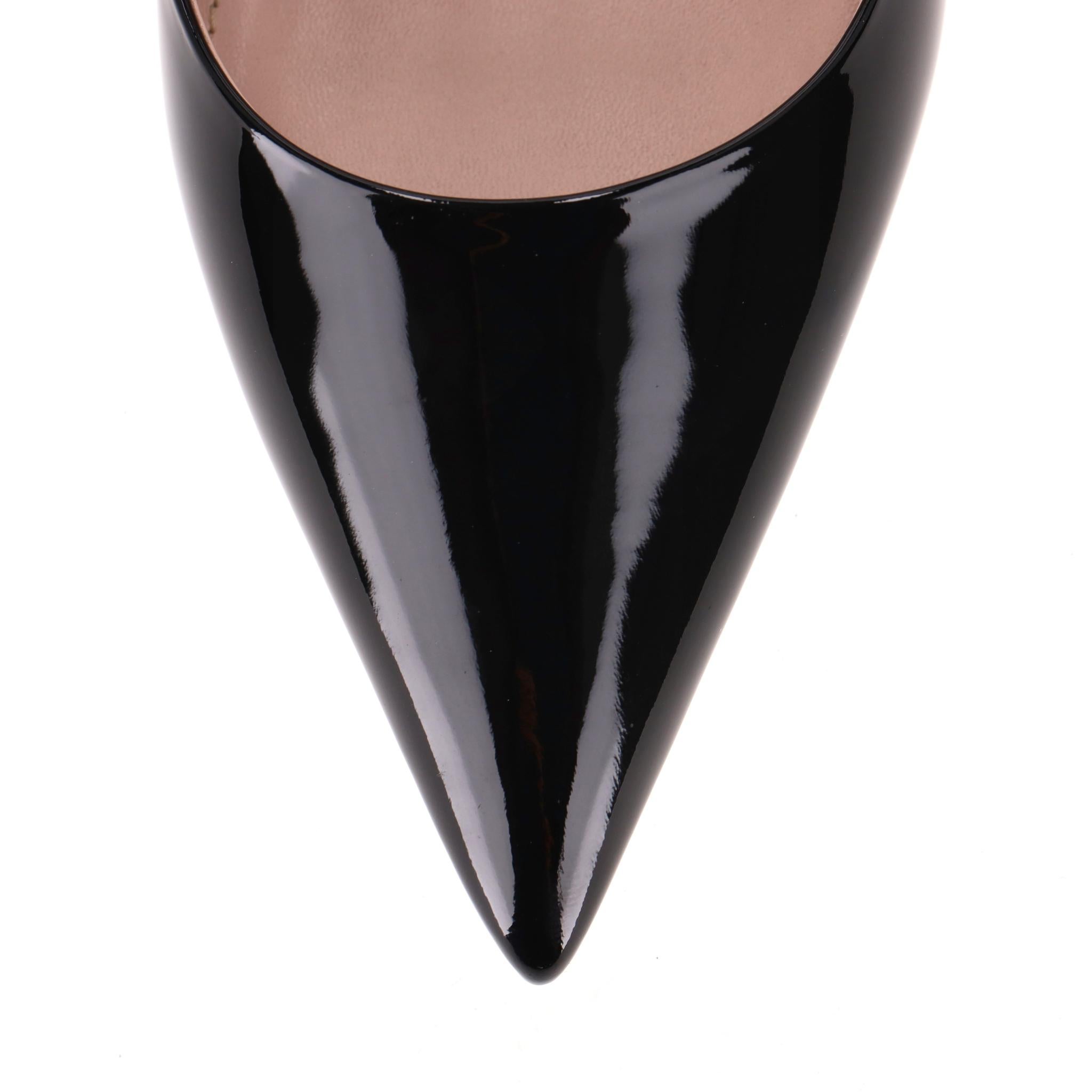 Miu Miu Lackleder Slingback Pumps mit Kristallriemen im Angebot 4
