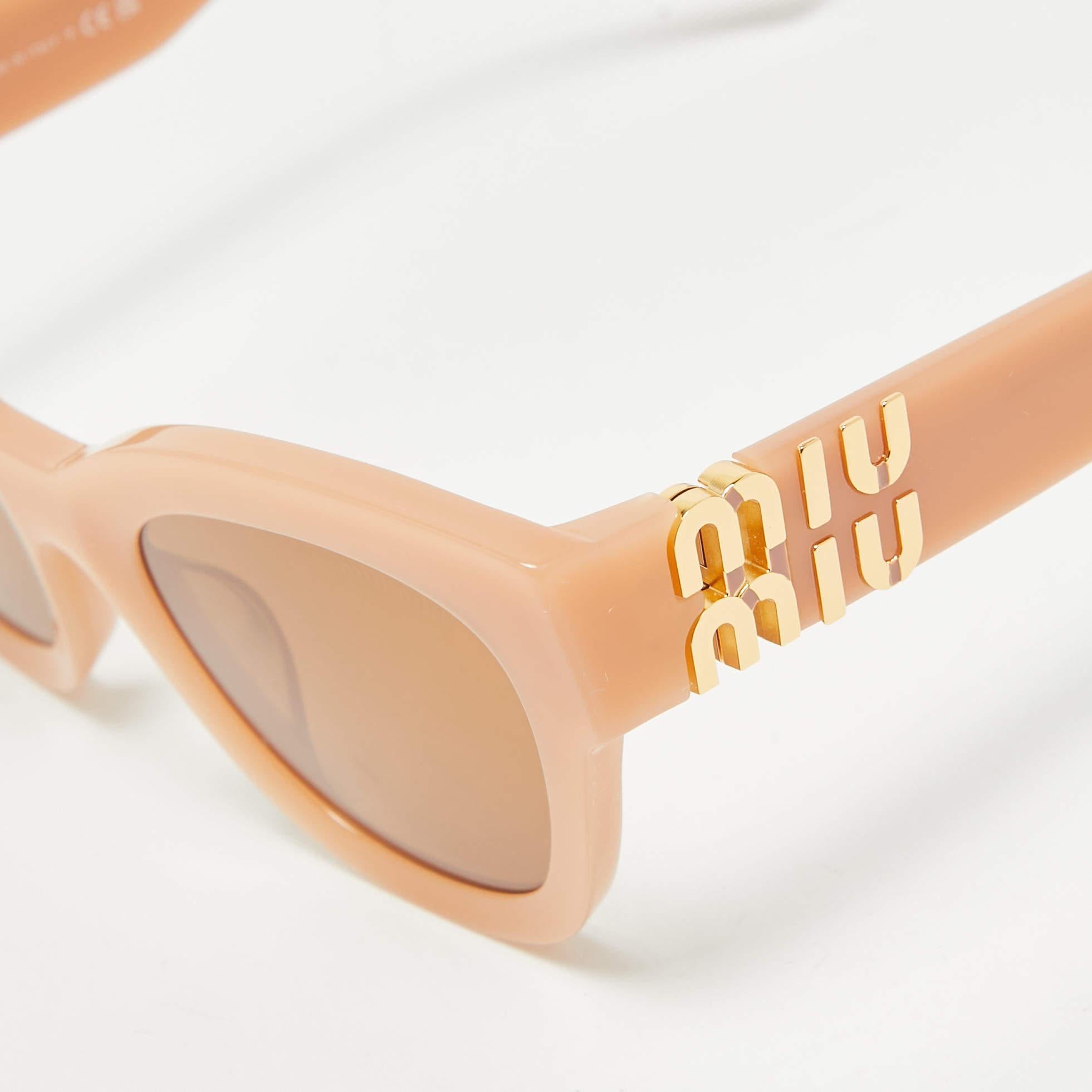 A statement pair of sunglasses from Miu Miu will surely make a prized buy. Featuring a trendy frame and lenses meant to protect your eyes the sunglasses are ideal for all day wear.