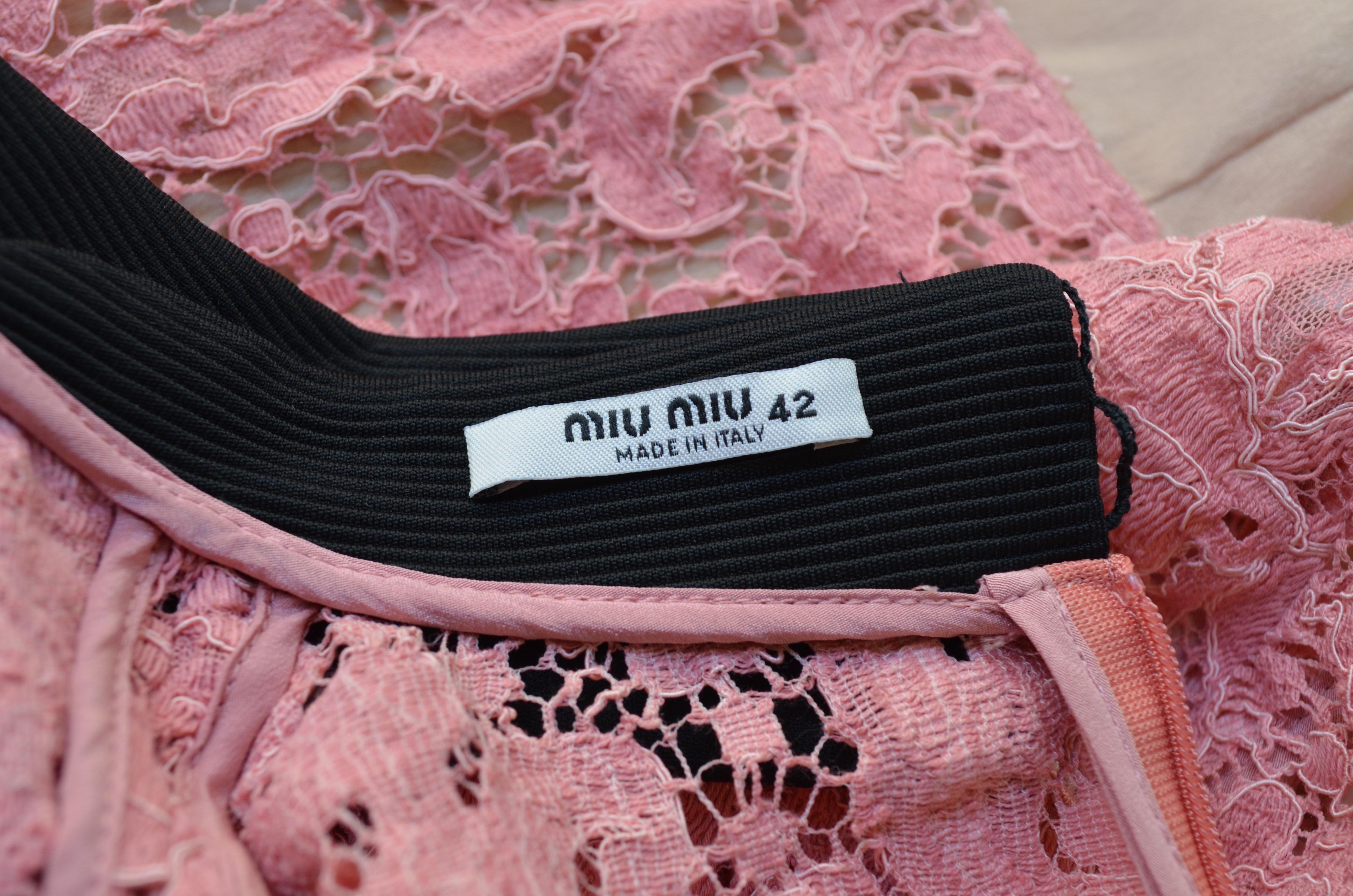 Miu Miu Pink Lace Collared Dress In Excellent Condition In Carmel, CA