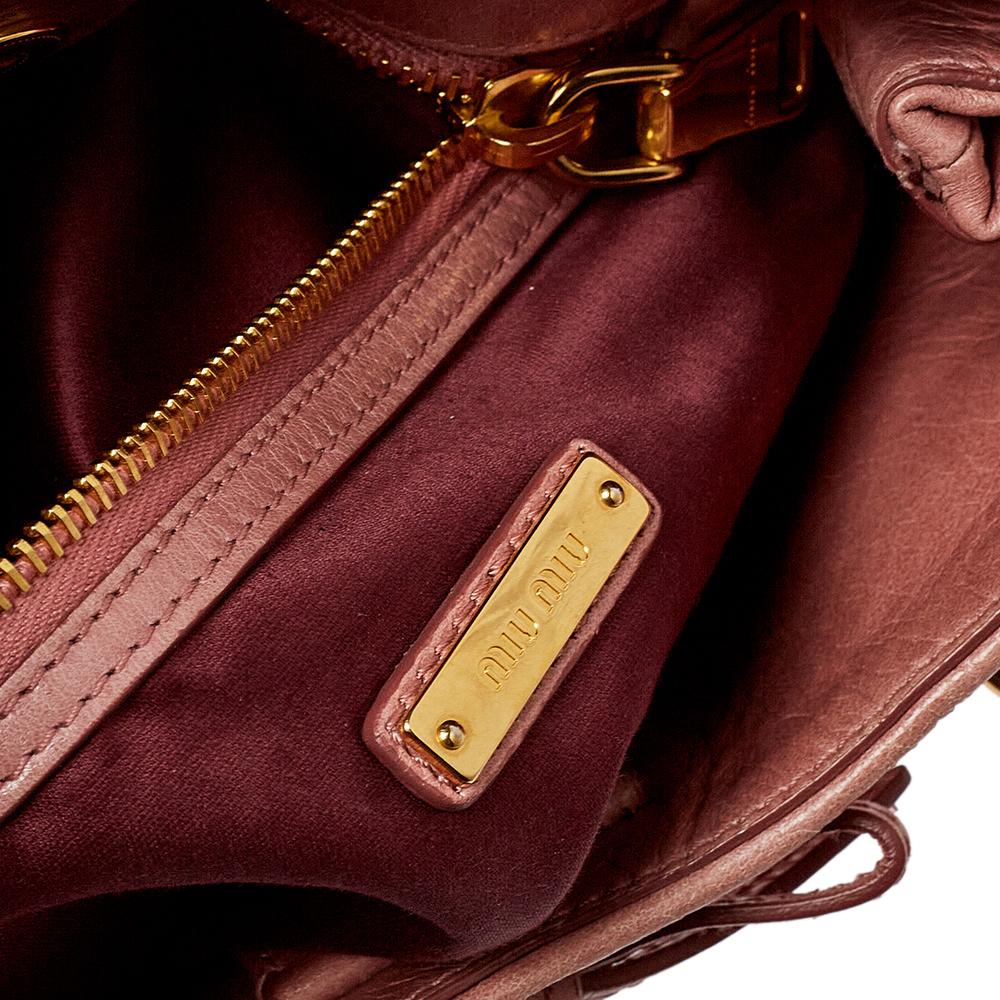 Miu Miu Pink Leather Bow Shoulder Bag In Fair Condition In Dubai, Al Qouz 2