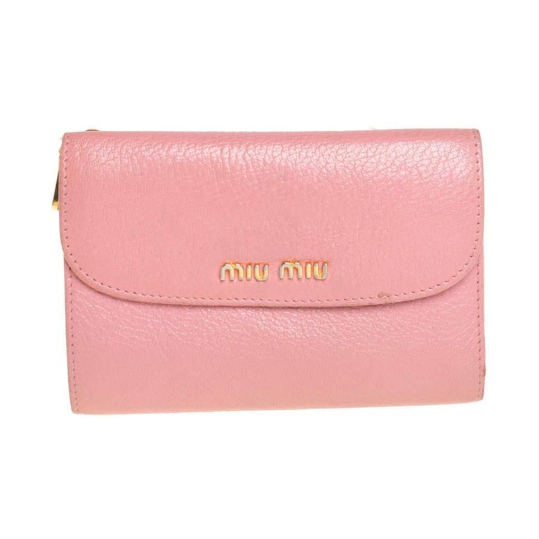Portafoglio compatto Madras in pelle rosa Miu Miu su 1stDibs Italia