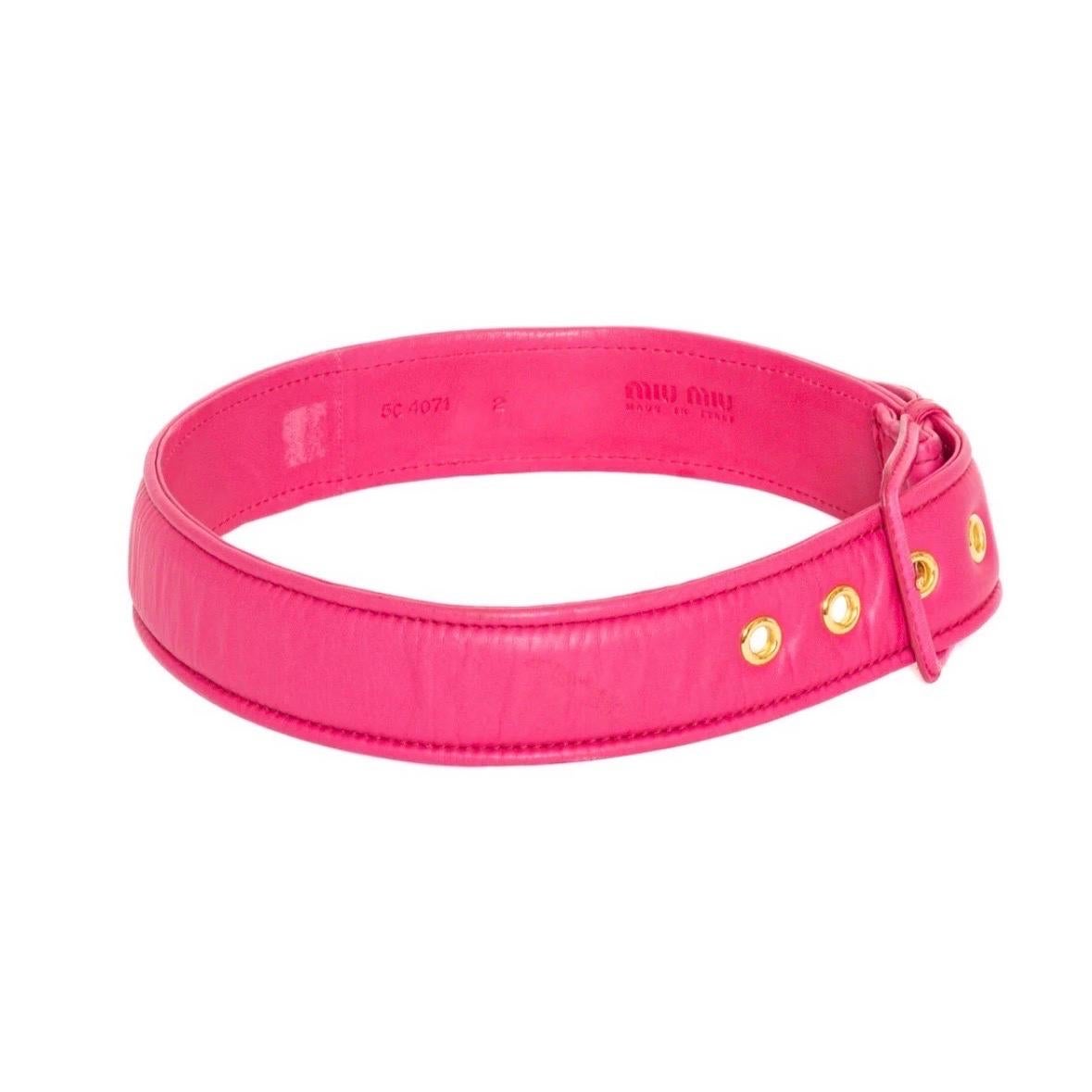 Miu Miu Pink Leather Padded Belt

Pink/Magenta
Padded
Gold-tone hardware
Five holes
Square leather buckle
Leather
Made in Italy
Great pre-owned condition; minimal signs of wear
Area on inner side with minor abrasion
Size & Measurements
Approximate,