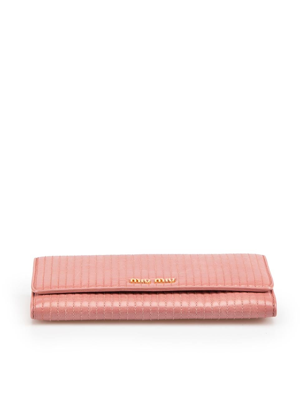 Women's Miu Miu Pink Leather Quilted Continental Wallet For Sale