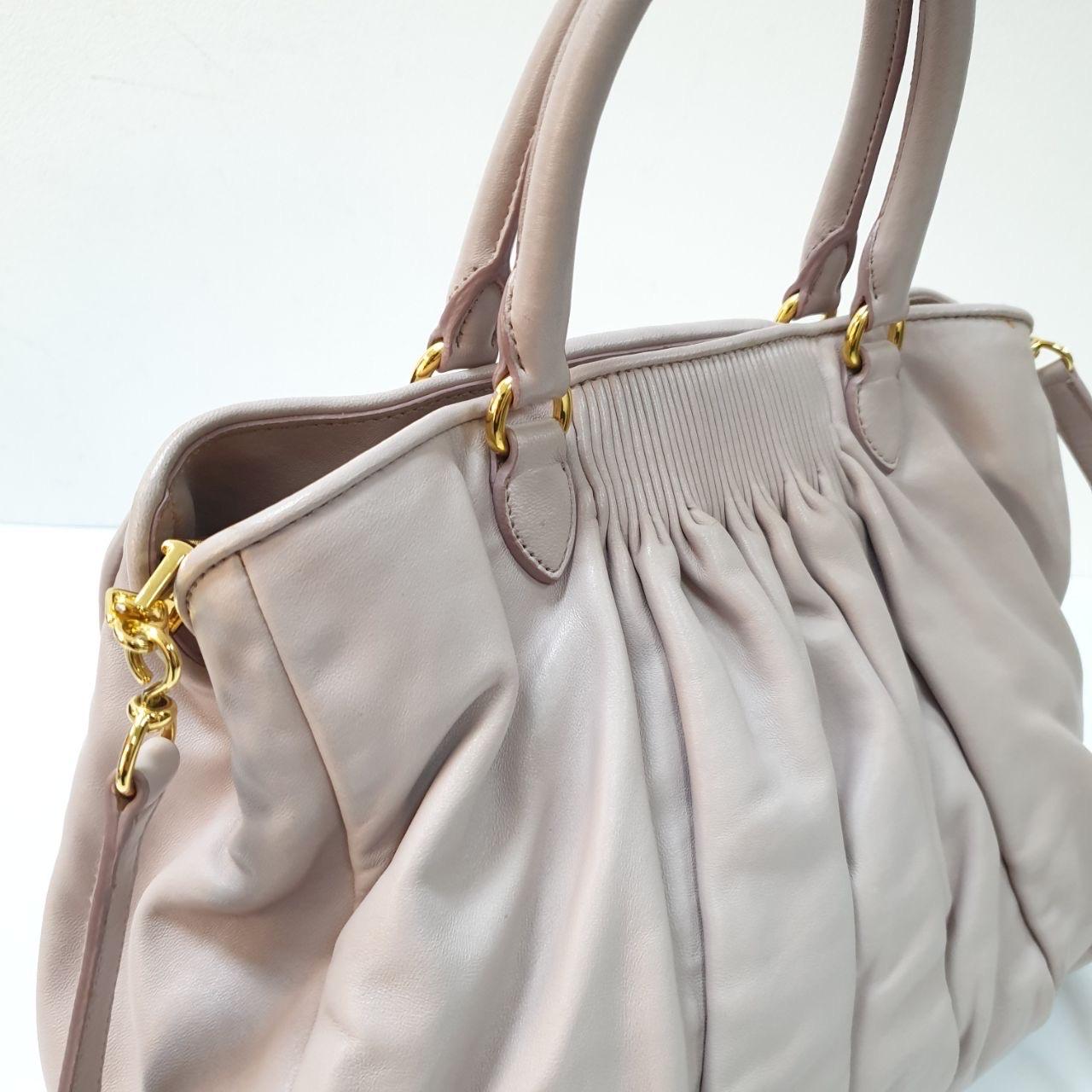 MIU MIU Rosa Leder Tote Umhängetasche Damen im Angebot