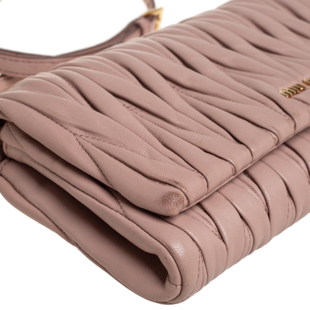 Miu Miu Pink Matelassé Leather Flap Crossbody Bag In Good Condition In Dubai, Al Qouz 2