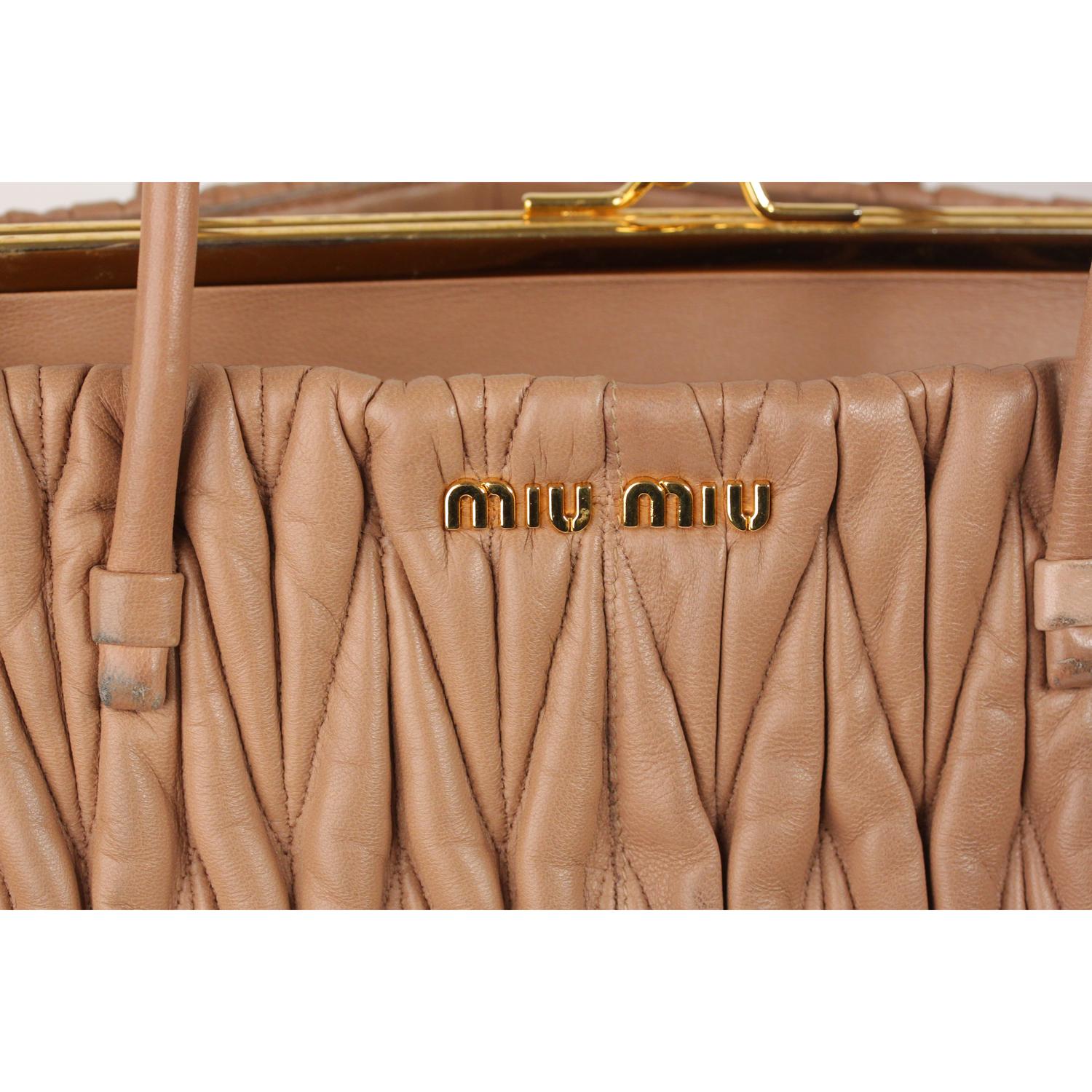 Miu Miu Pink Matelassé Quilted Nappa Leather Frame Tote Bag In Fair Condition In Rome, Rome