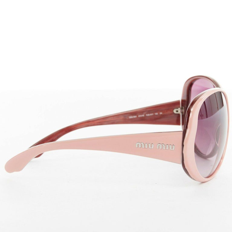 Beige MIU MIU pink plastic oversized butterfly frame purple gradient lens sunglasses For Sale