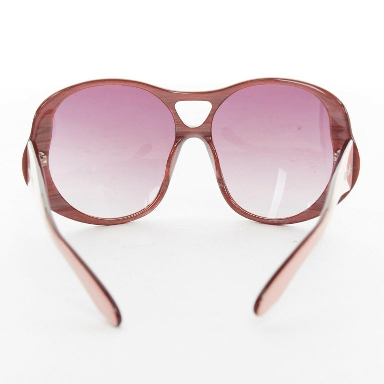 MIU MIU pink plastic oversized butterfly frame purple gradient lens sunglasses In Good Condition For Sale In Hong Kong, NT