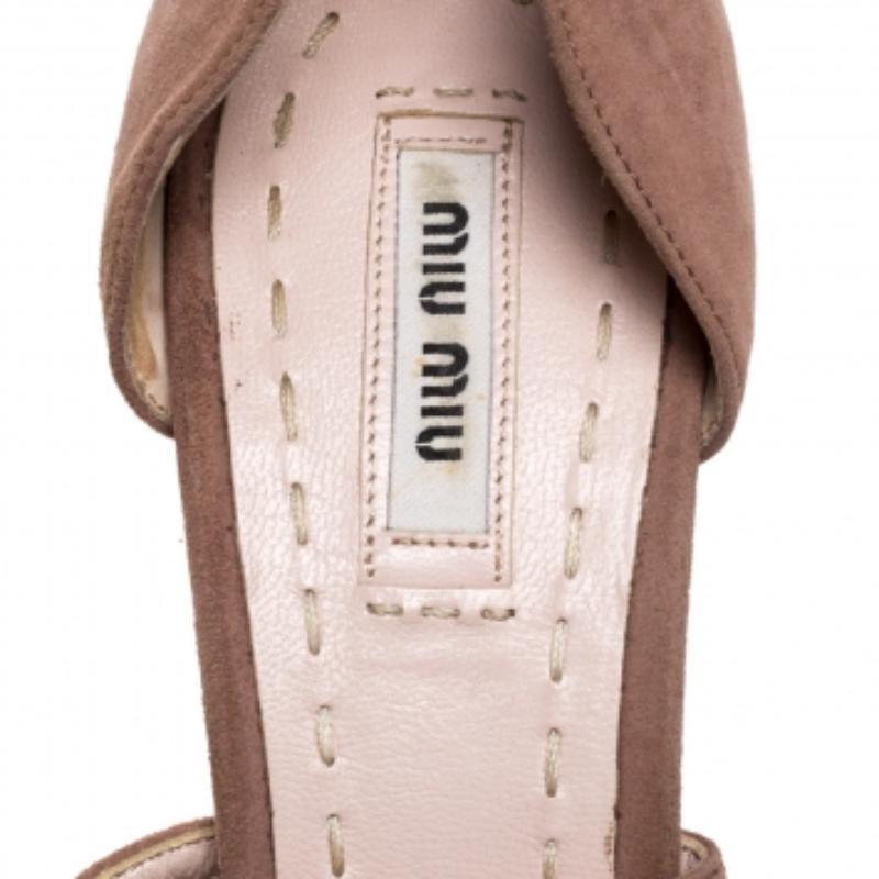 Miu - Sandales d'orsay à lanières croisées en daim rose, taille 39,5 en vente 2