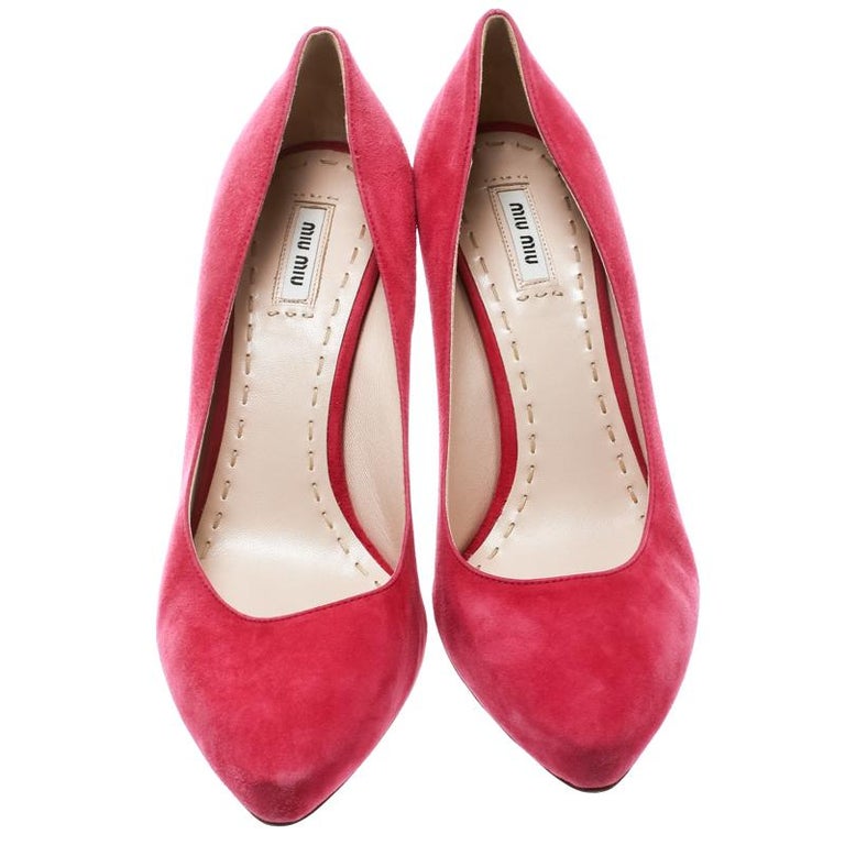 Miu Miu Pink Suede Pumps Size 41.5 For Sale at 1stDibs