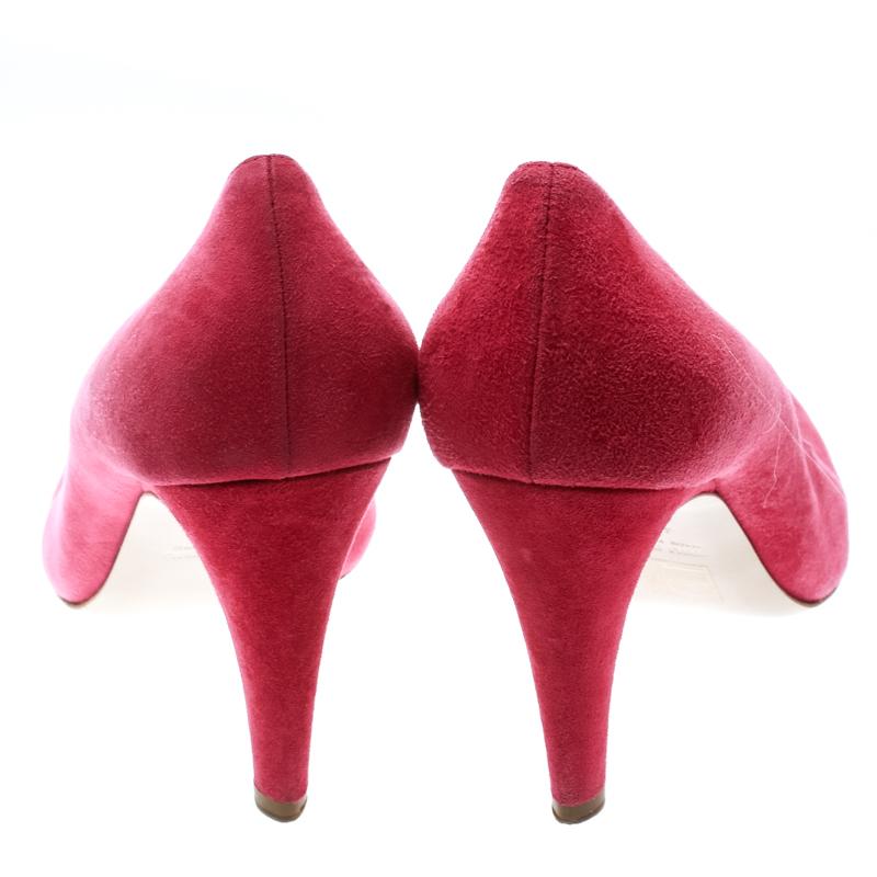 Women's Miu Miu Pink Suede Pumps Size 41.5