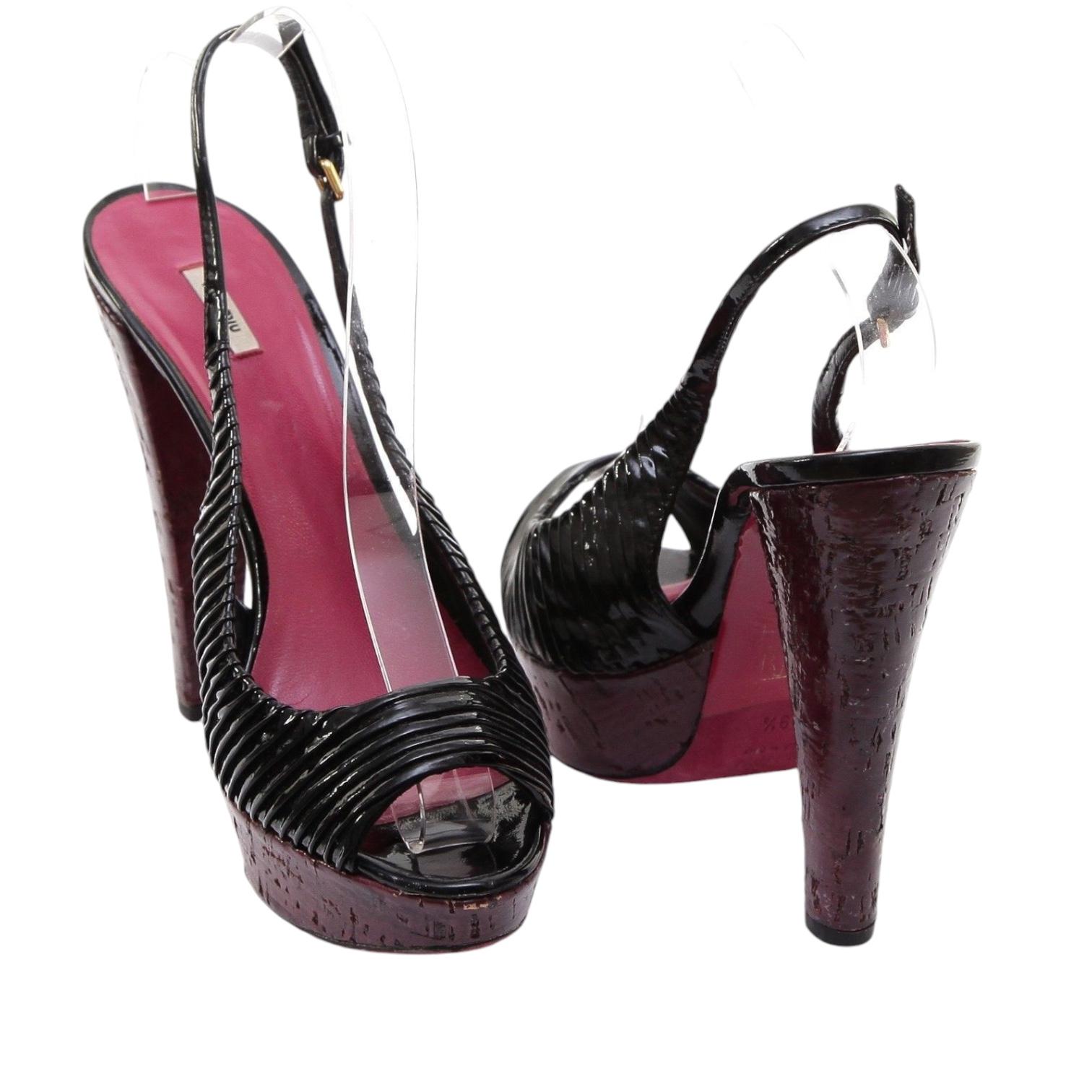 MIU MIU Pumps Platform Sandal Black Patent Leather Peep Toe Slingback 39.5 For Sale 2