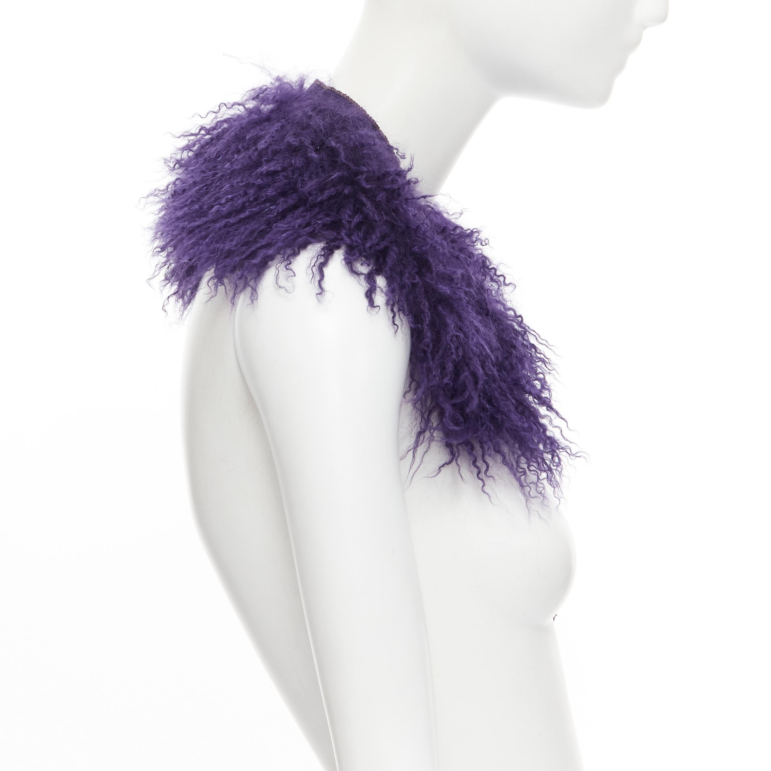 purple feather collar