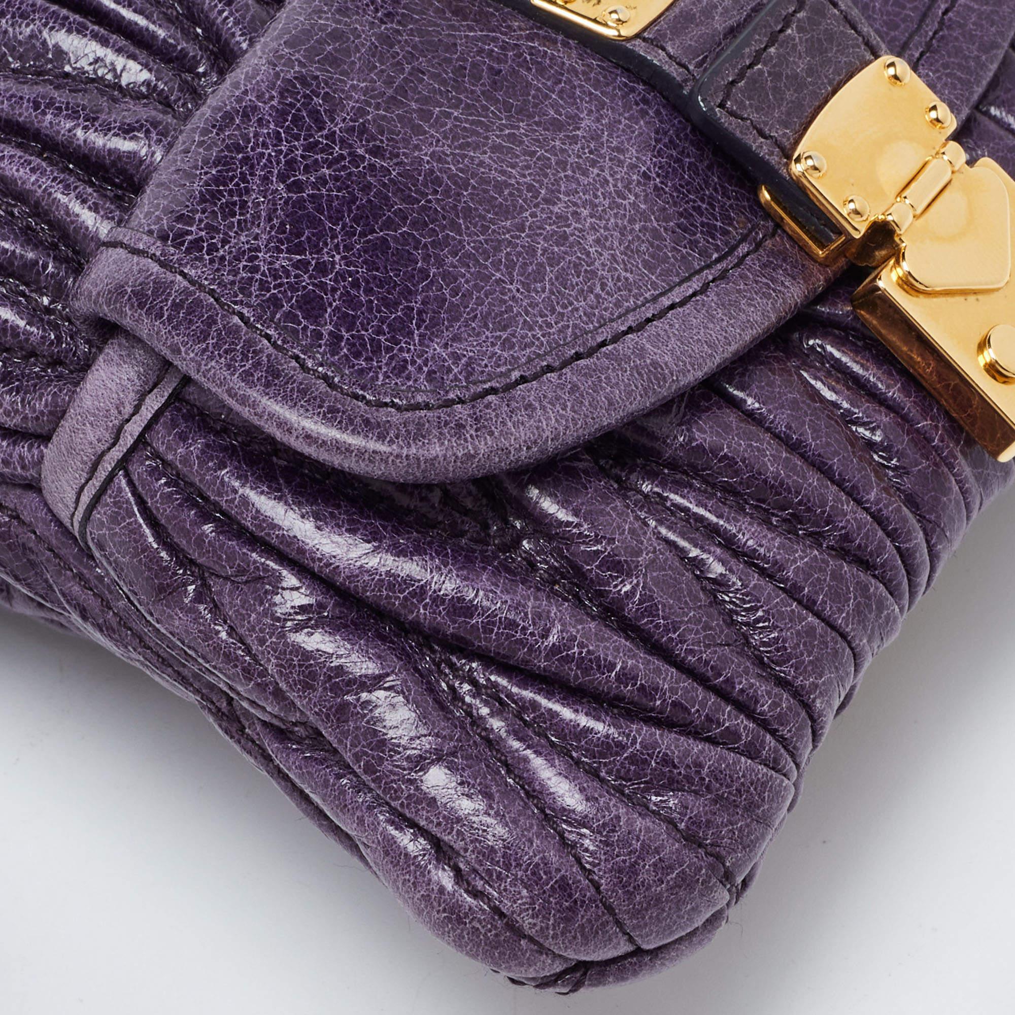 Miu Miu Purple Matelassé Leather Drawstring Crossbody Bag For Sale 2