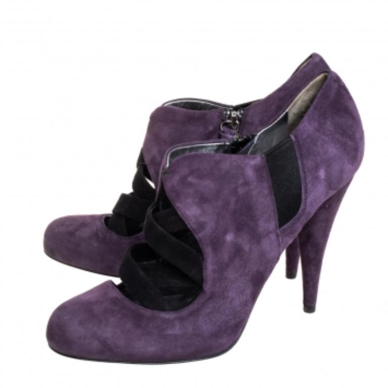 Miu Miu Purple Suede Ankle Booties Size 38.5 For Sale 2