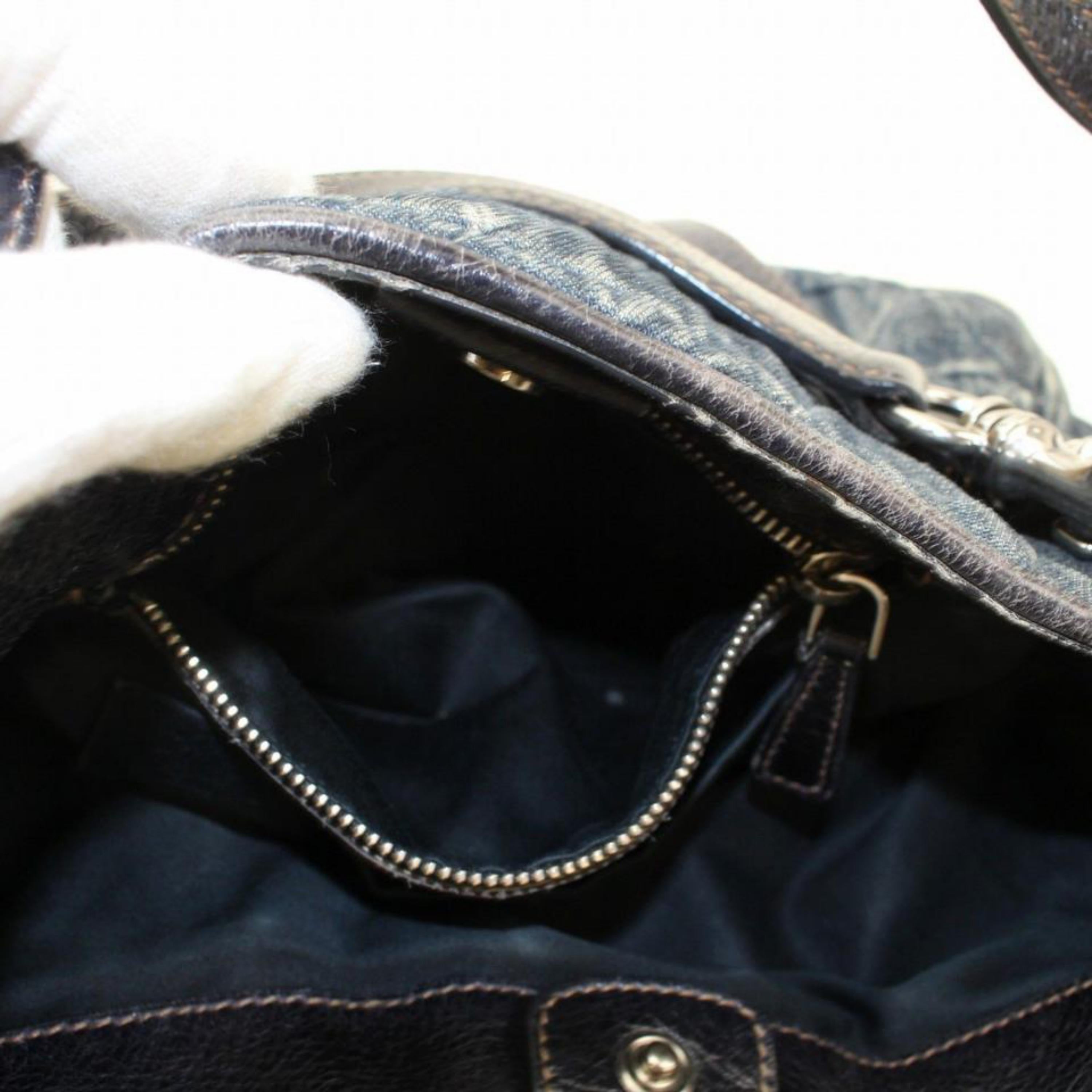 Women's Miu Miu Quilted 2way Hobo 868525 Blue Denim Messenger Bag For Sale