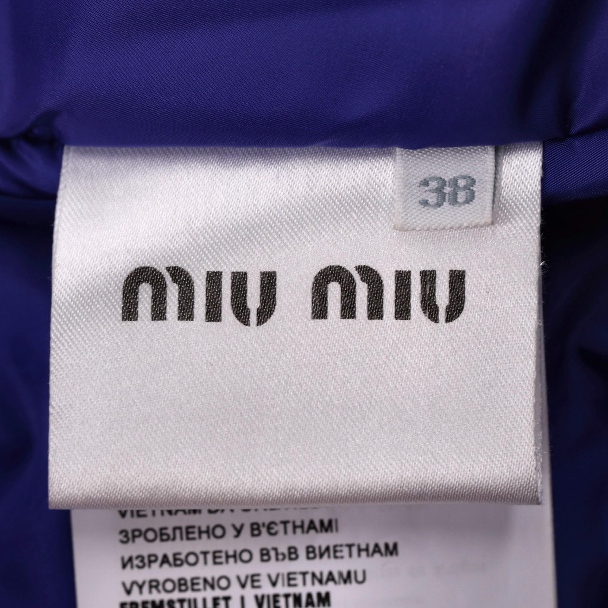 Coates in piuma d'oca trapuntata Miu Miu in vendita 5