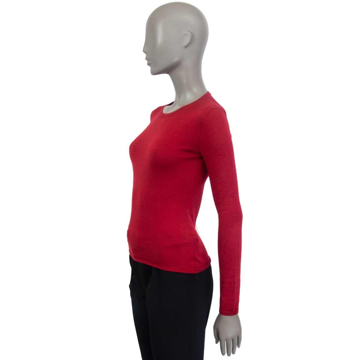 Rouge Pull à col roulé en cachemire rouge MIU MIU 40 S en vente