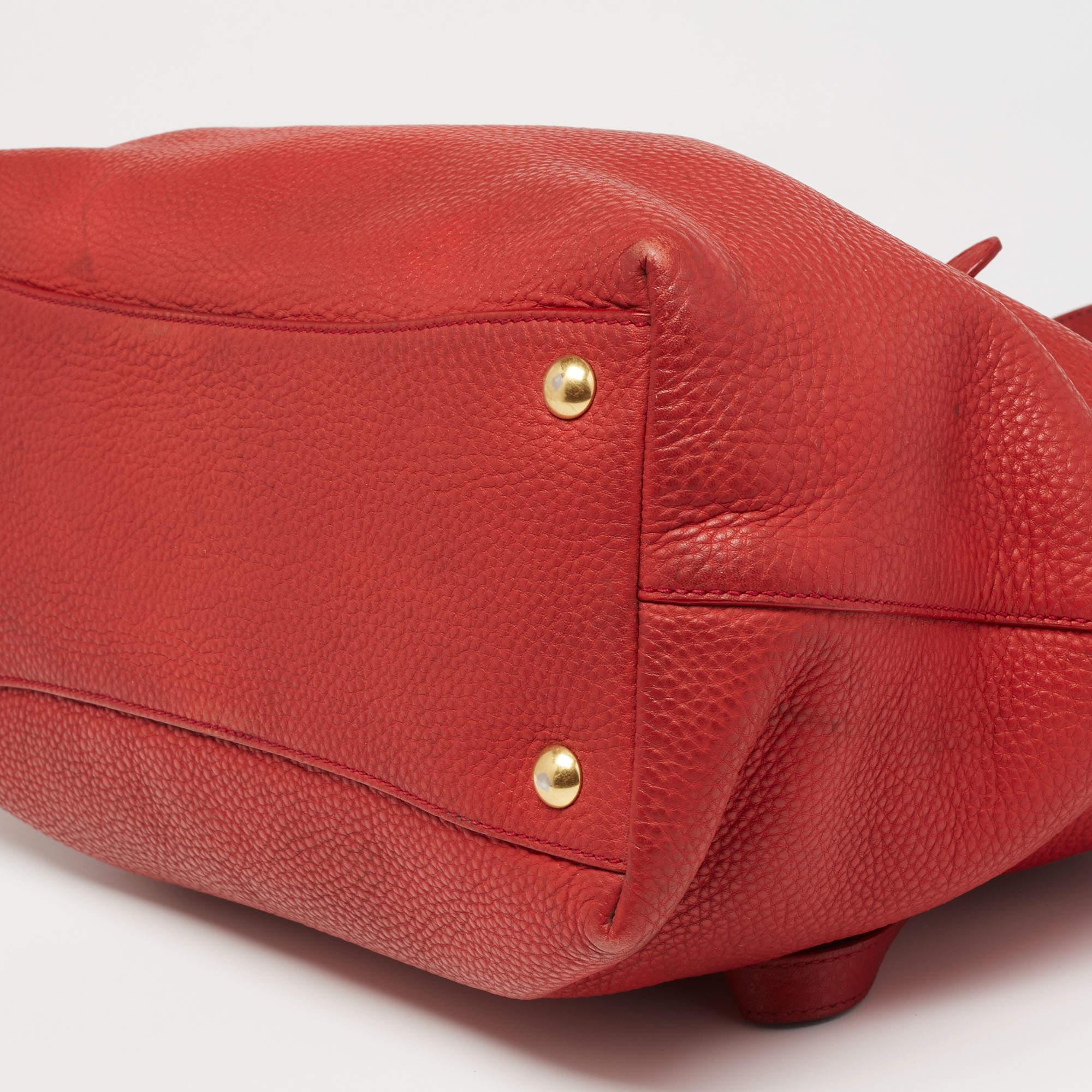 Miu Miu Red Leather Shopper Tote For Sale 8