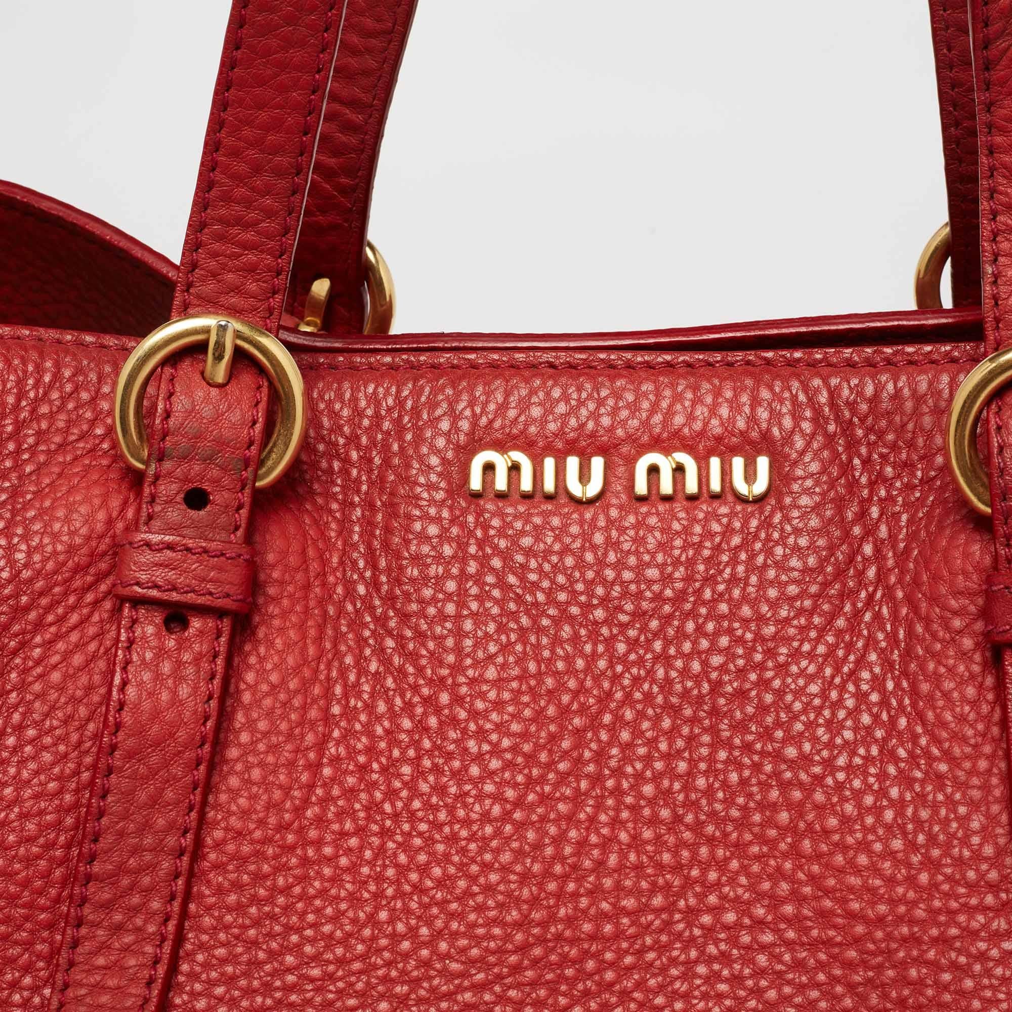 Miu Miu Red Leather Shopper Tote For Sale 3