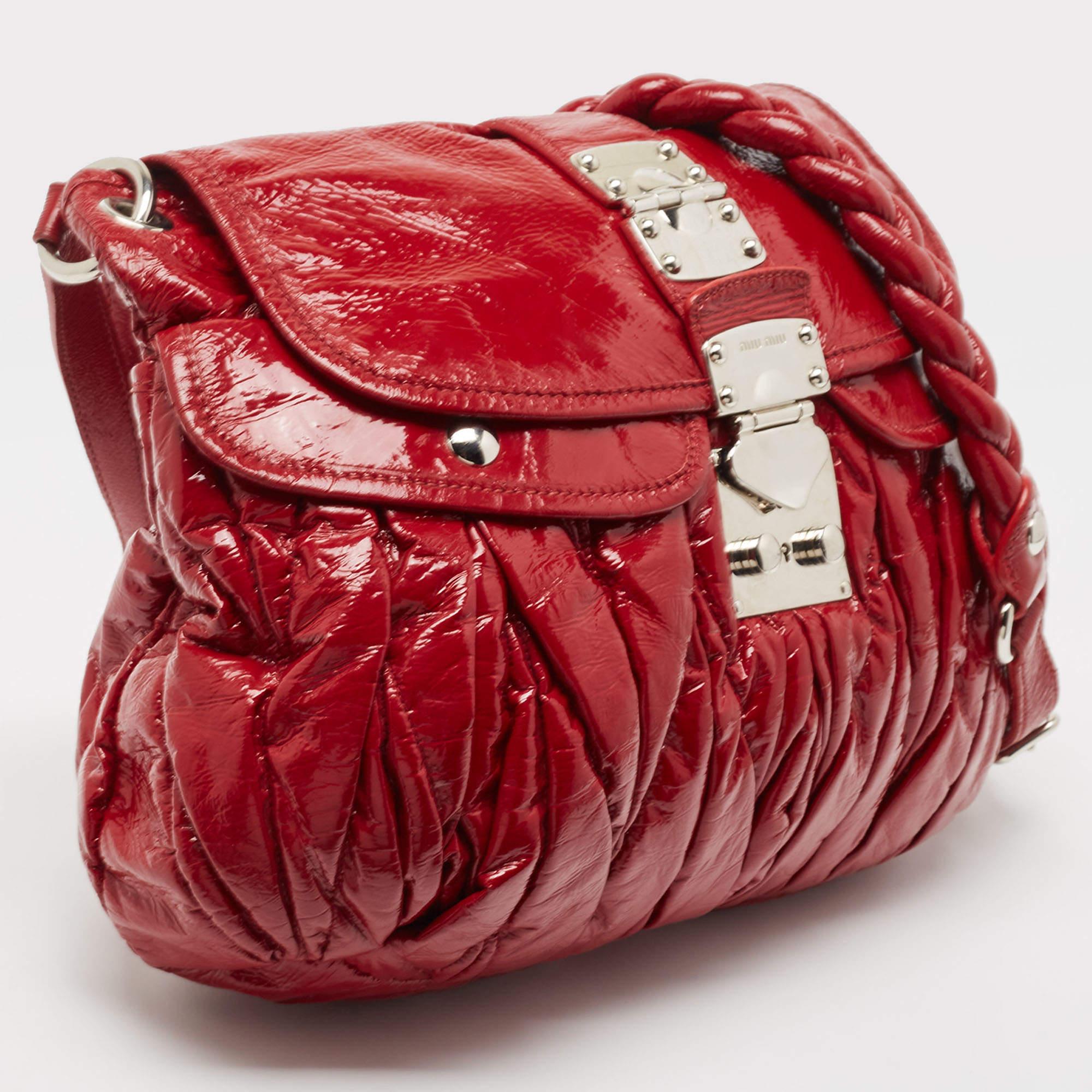 Women's Miu Miu Red Matelassé Patent Leather Coffer Shoulder Bag For Sale