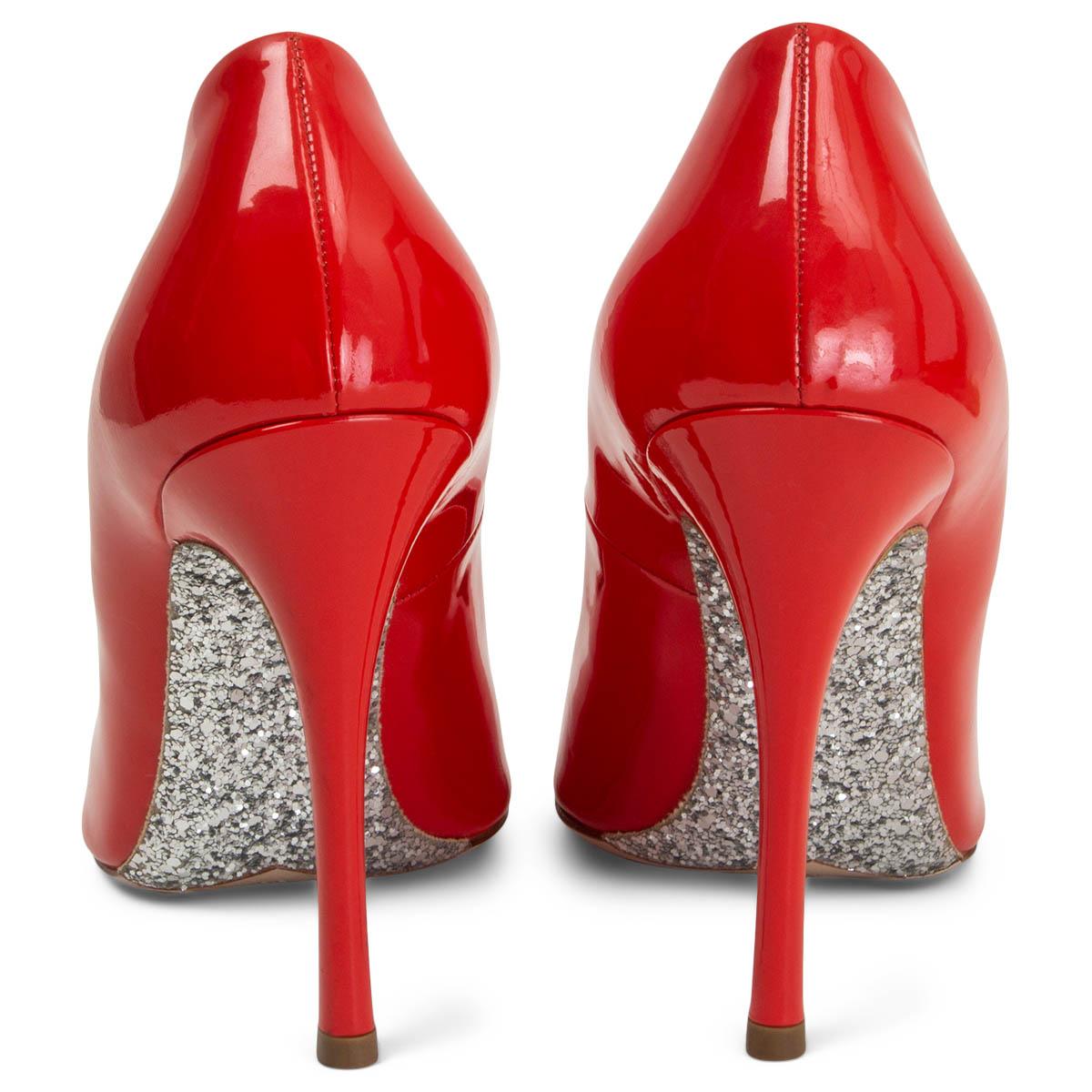 Rosso MIU MIU in vernice rossa con punta a spillo Scarpe 39
