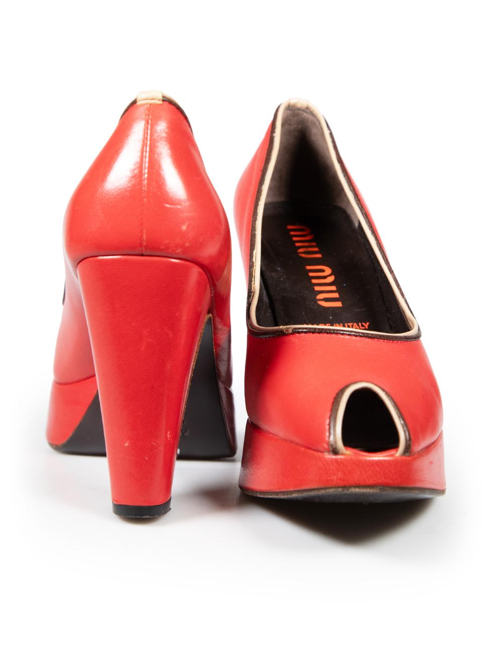 Miu Miu Red Peep Toe Beige Trim Heels Size IT 36.5 In Good Condition For Sale In London, GB