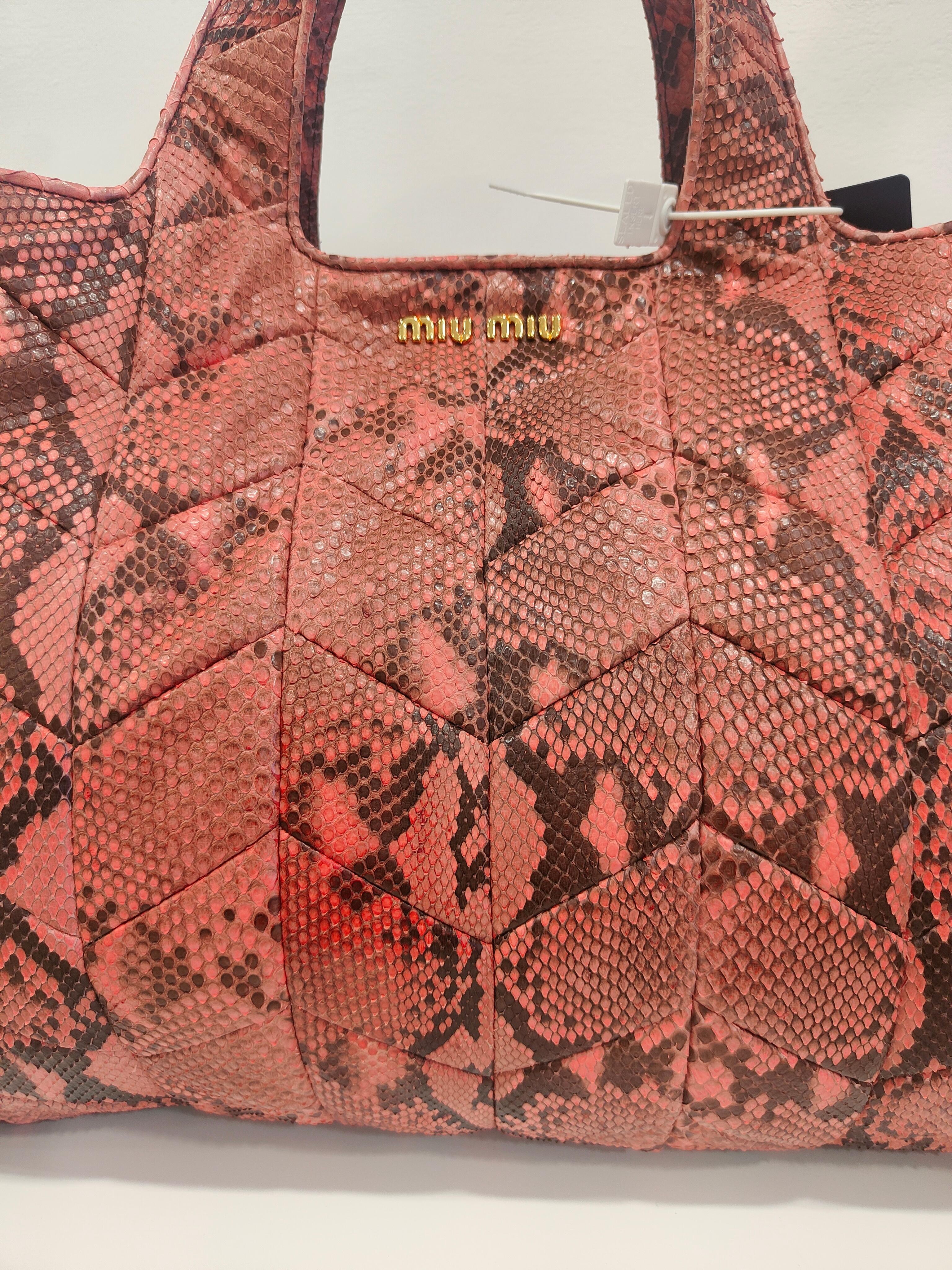 Miu Miu Red Pink python skin Shoulder handlebag NWOT 5