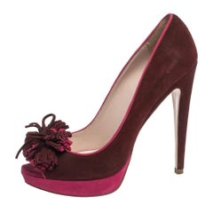 Miu Miu Red/Pink Suede Tassel Detail Peep Toe Platform Pumps Size 38.5 Miu Miu Red/Pink Suede Tassel Detail Peep Toe Platform Pumps Size 38.5