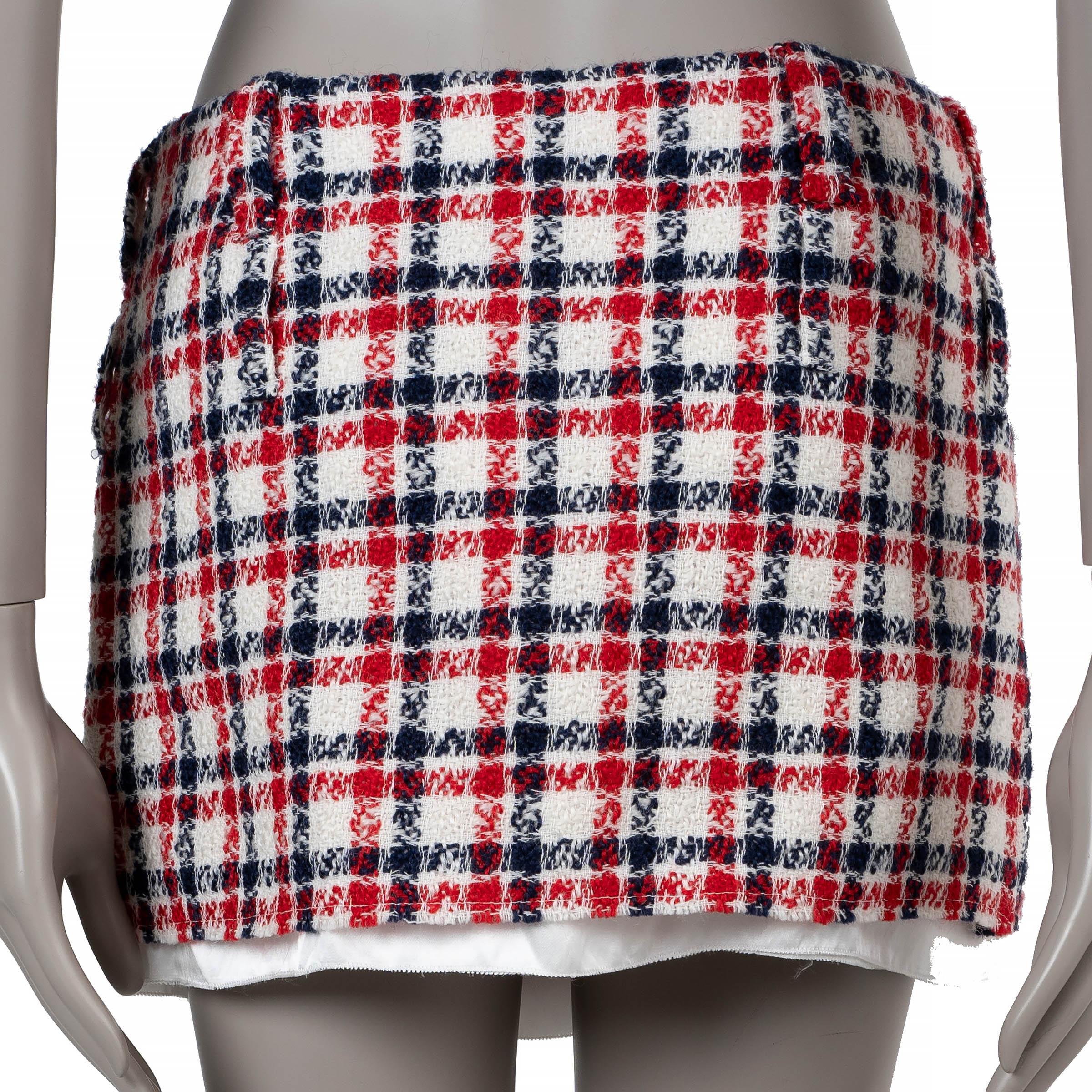 Gray MIU MIU red white blue wool 2022 PLAID TWEED MINI Skirt 42 M For Sale