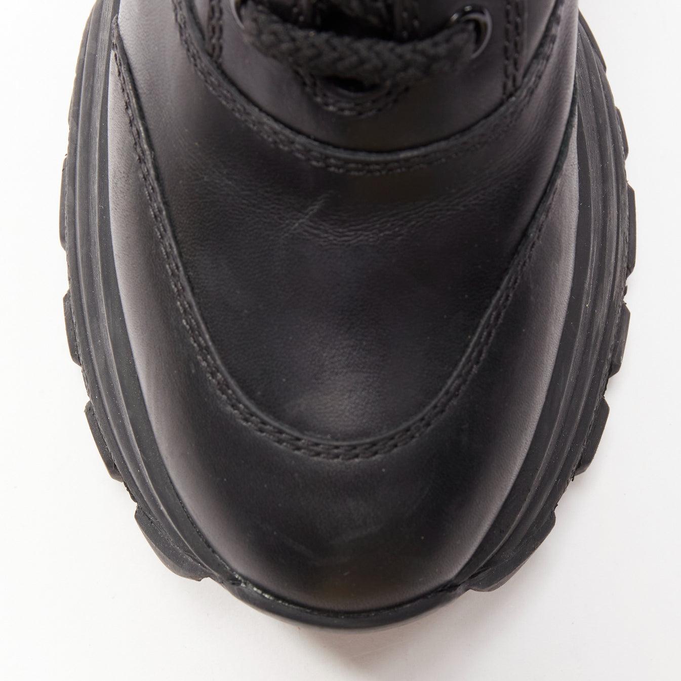 MIU MIU Runway botas militares de piel negra con logotipo y cordones con cuña EU39 1