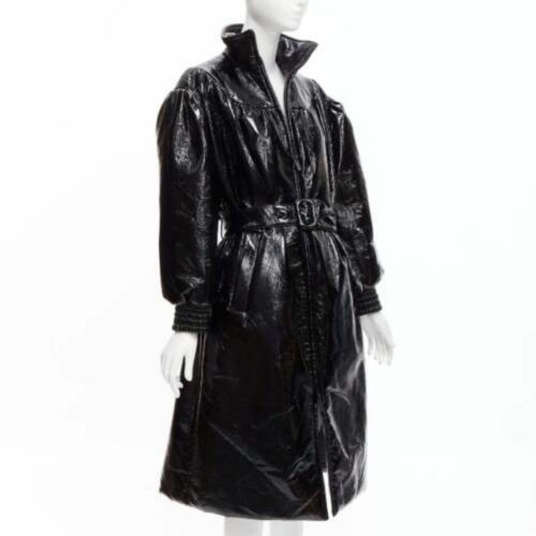 MIU MIU Runway nero in vinile con collo alto e maniche a sbuffo, bomber con cintura IT36 S In condizioni ottime in vendita a Hong Kong, NT