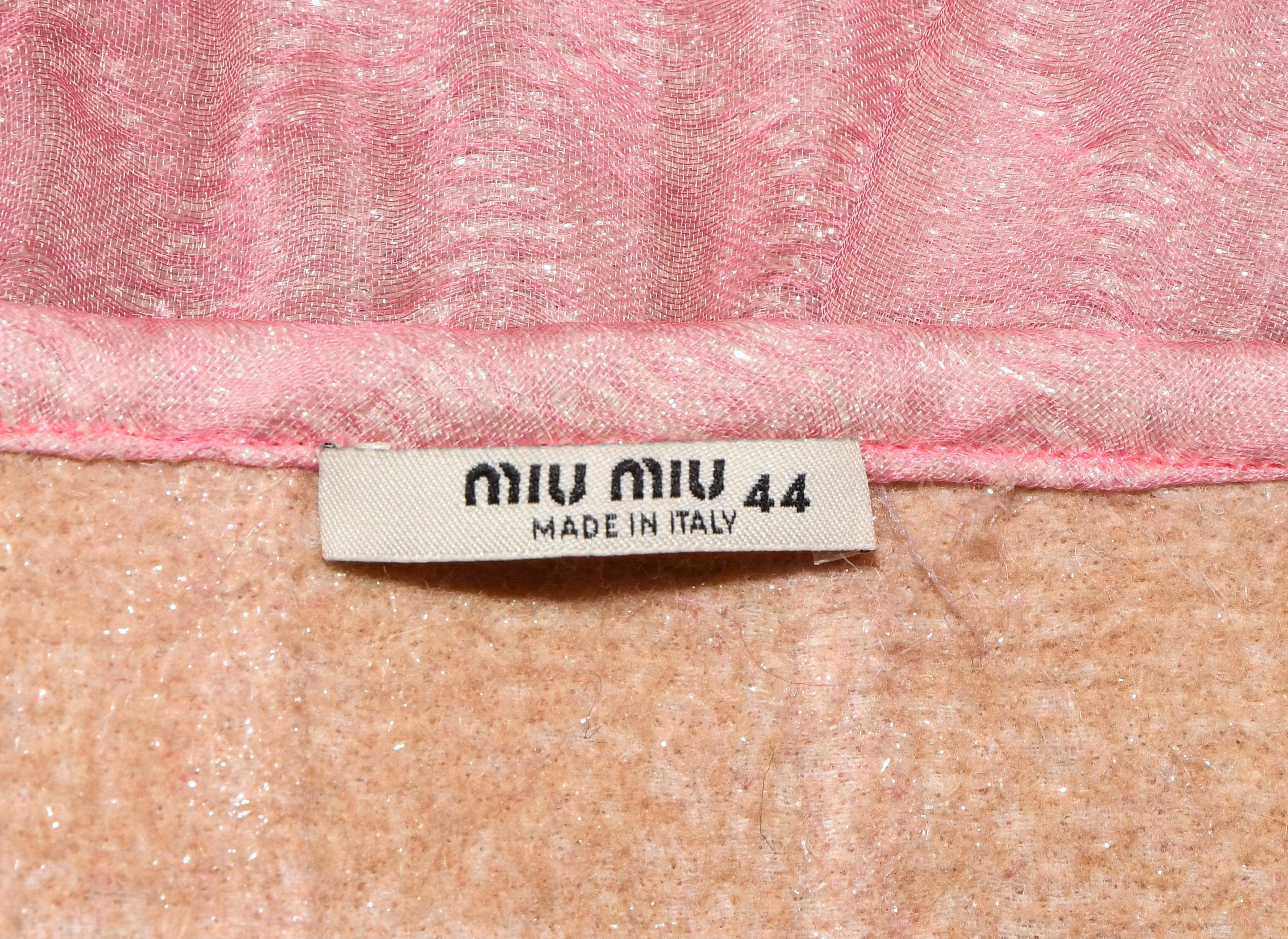 Miu Miu Silk Blend Pink Quilted Skirt Accentuated with Silver Tone Threads   For Sale 1