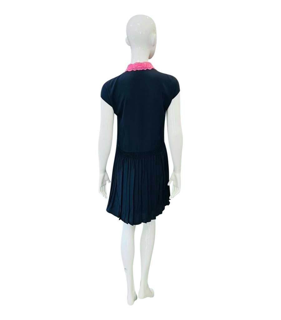 Miu Miu Silk Dress With Heart Lace Collar In Excellent Condition For Sale In London, GB