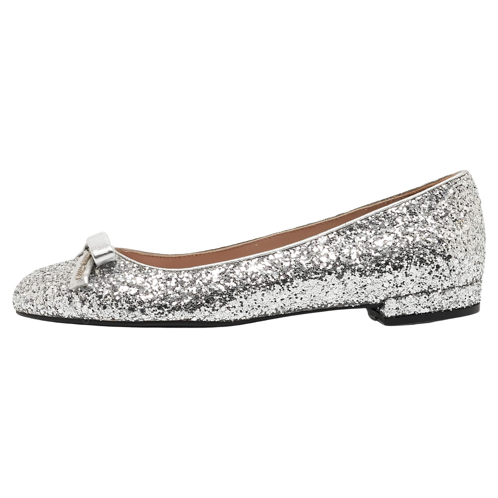Miu Miu Silver Coarse Glitter Bow Ballet Flats Size 36.5 For Sale