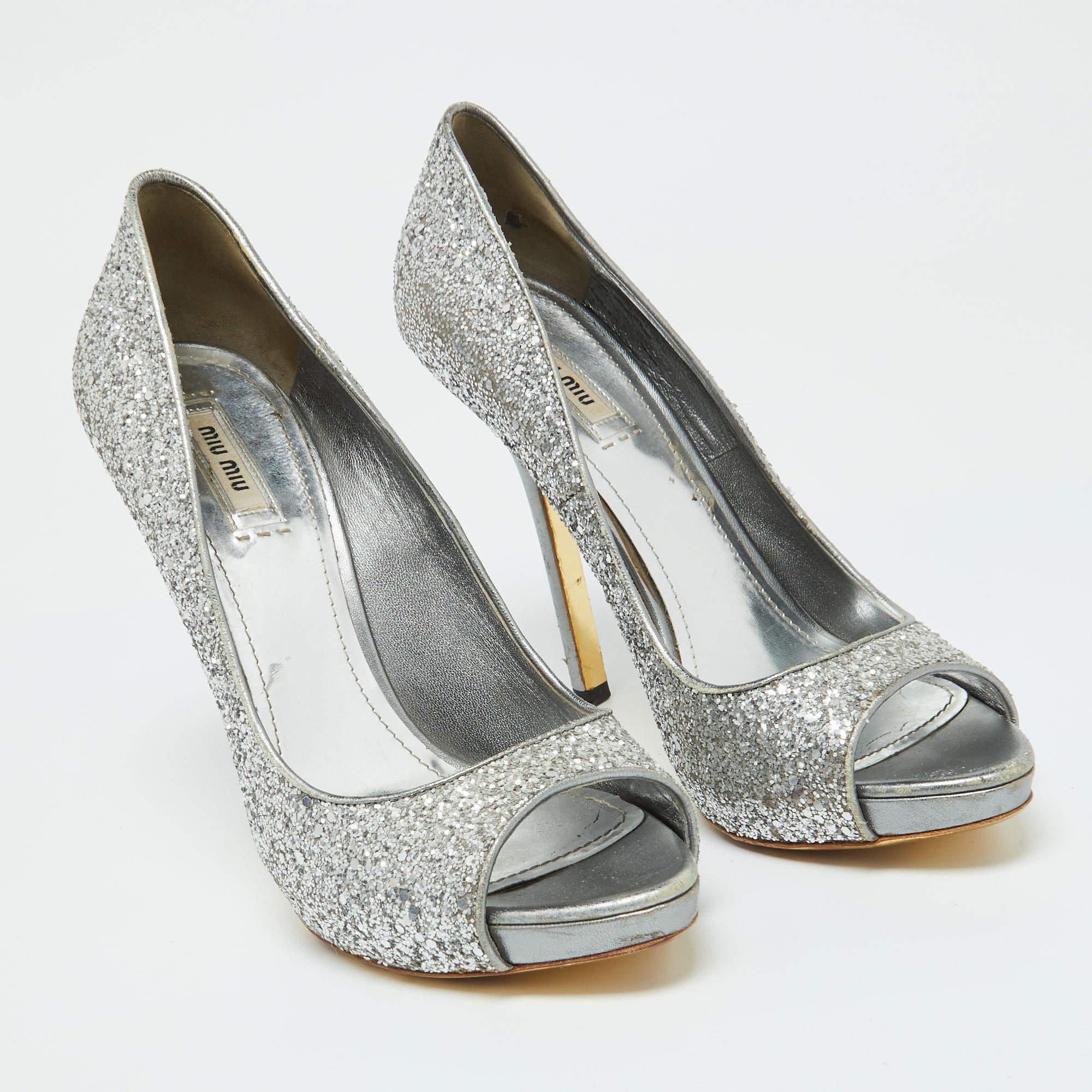 Women's Miu Miu Silver Glitter and Leather Peep Toe Platform Pumps Size 41 For Sale