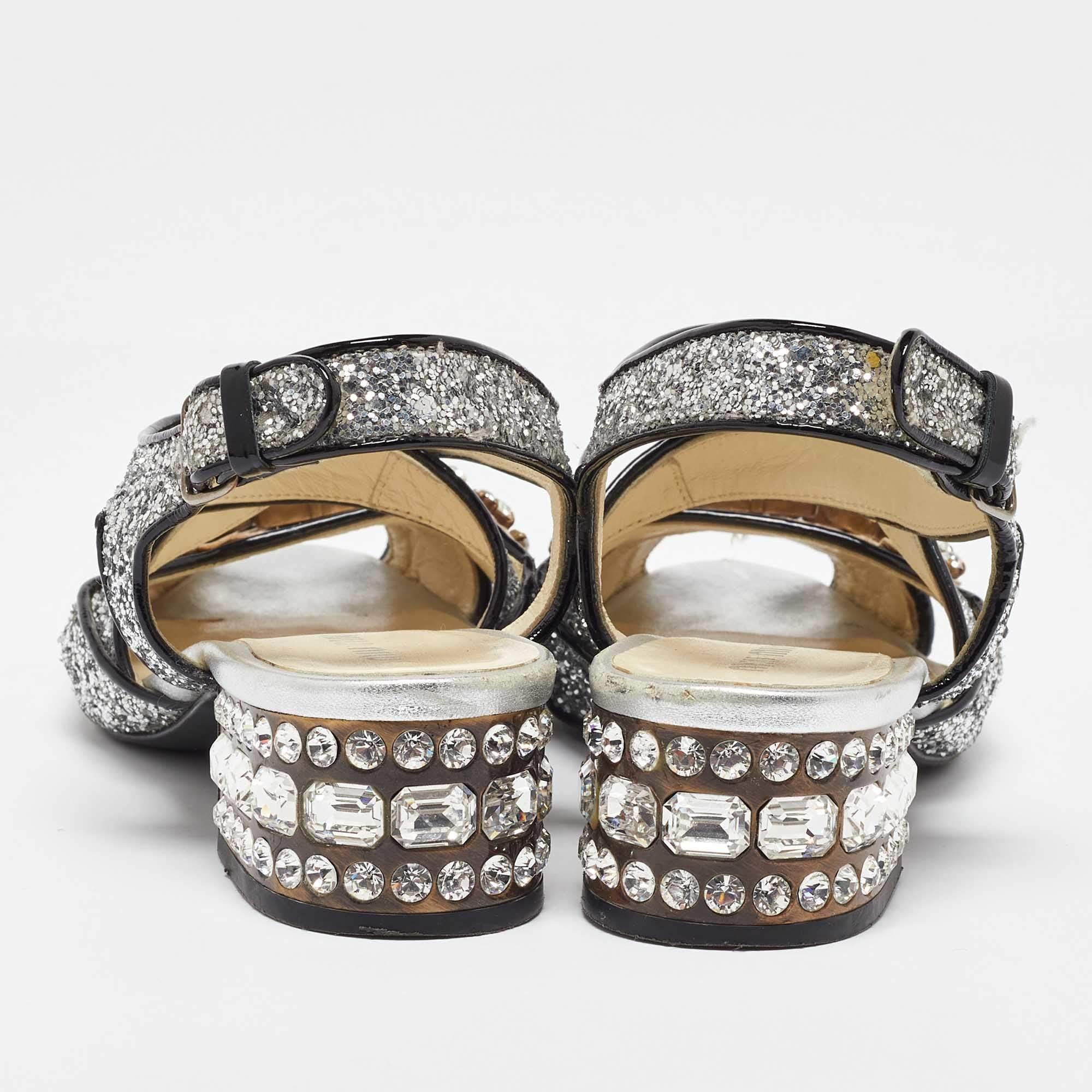 Miu Silber Glitter & Lackleder verschönert Knöchelriemen Sandalen Größe 36 1