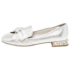 Miu Miu Silver Leather Bow Crystal Embellished Loafers Size 38
