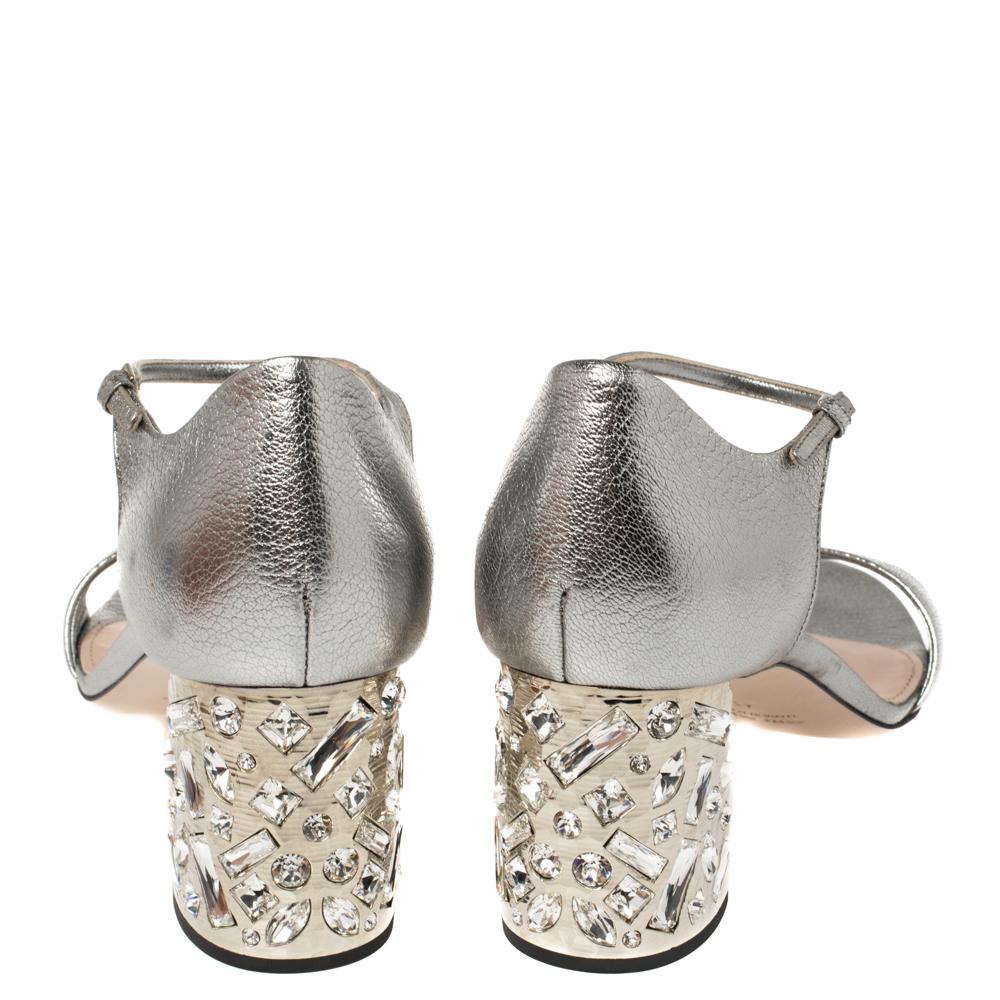 Miu Miu Silver Leather Crystal Embellished Block Heel Sandals Size 41 In Good Condition In Dubai, Al Qouz 2