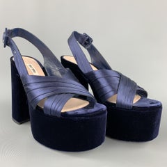 MIU MIU Size 8 Navy Velvet Chunky Heel Platform Sandals