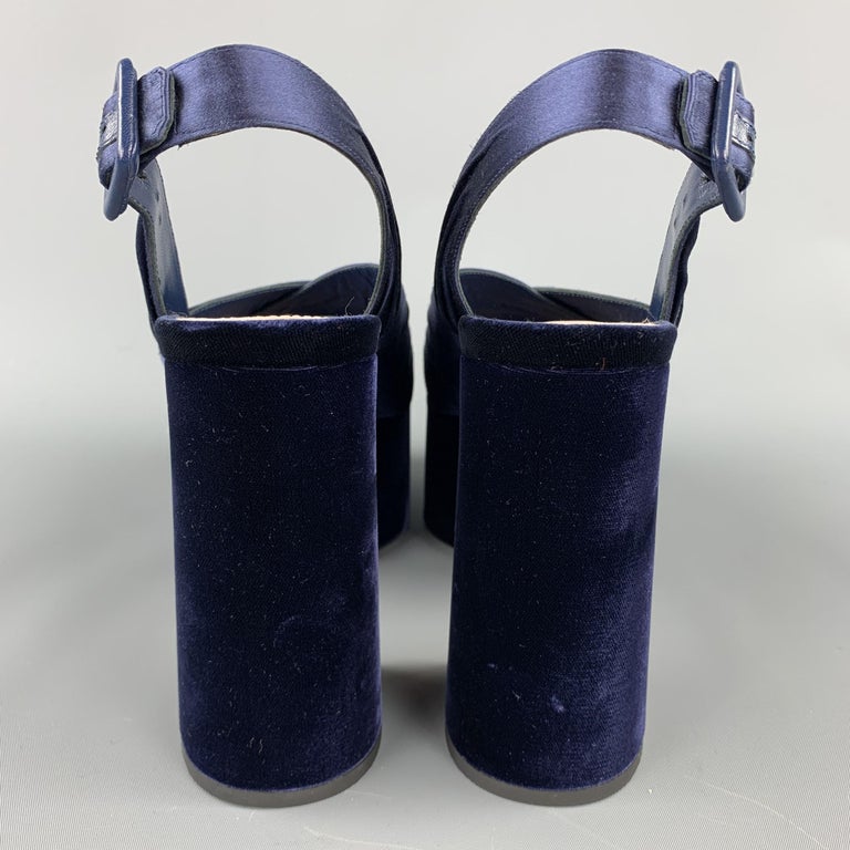 MIU MIU Size 8 Navy Velvet Chunky Heel Platform Sandals at 1stDibs ...