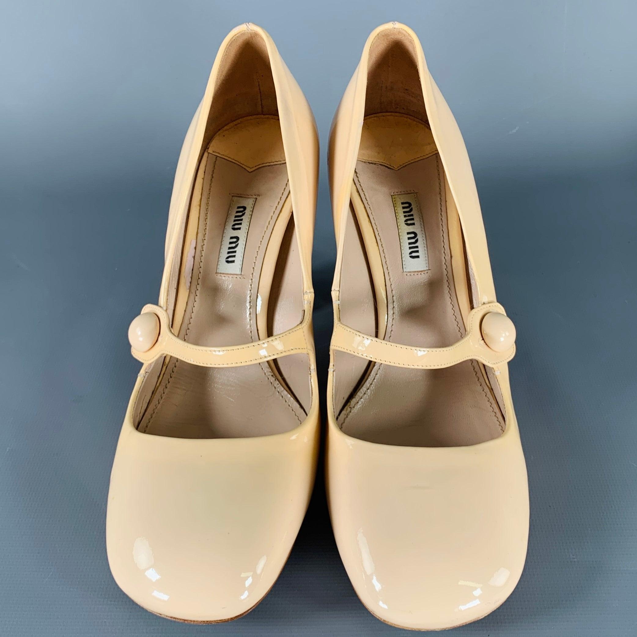 MIU MIU Size 8 Nude Patent Leather Mary Jane Pumps In Good Condition In San Francisco, CA