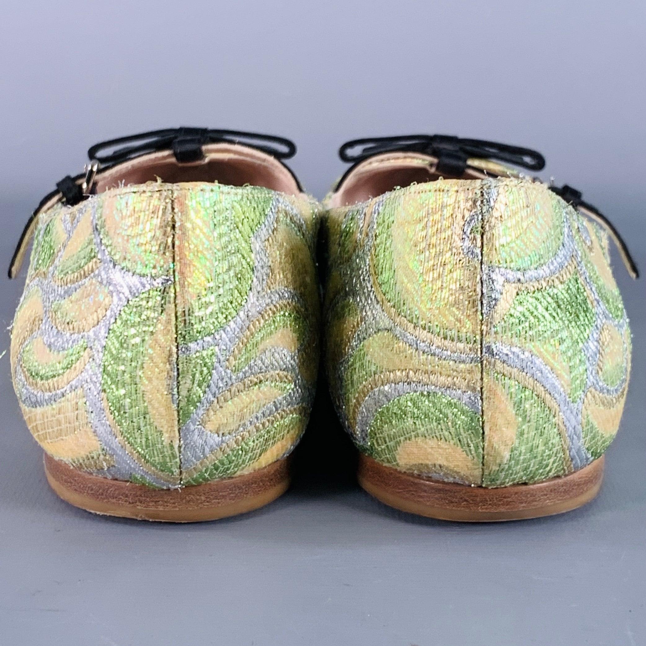 Beige MIU MIU Taglia 8.5 Greene & Greene Silver Paisley Textured Pointed Toe Bow Flats in vendita