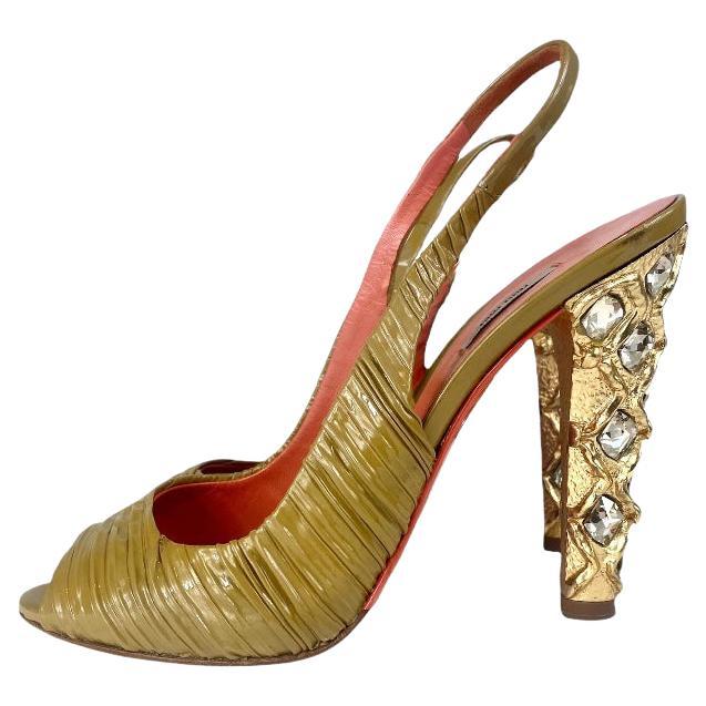 Talons aiguilles Miu Miu avec pierres précieuses