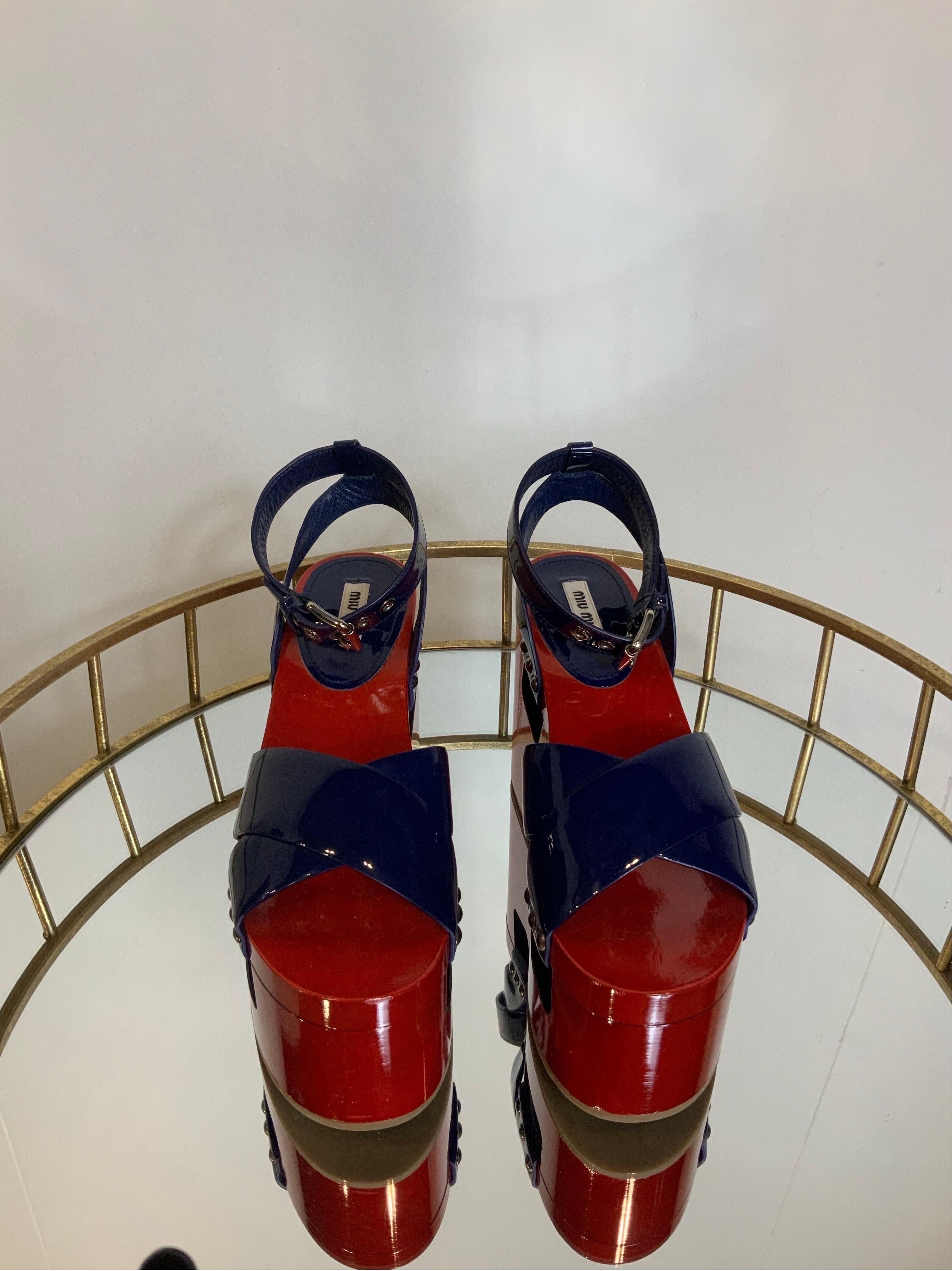 Sandalias con plataforma Miu Miu SS 2017 Negro