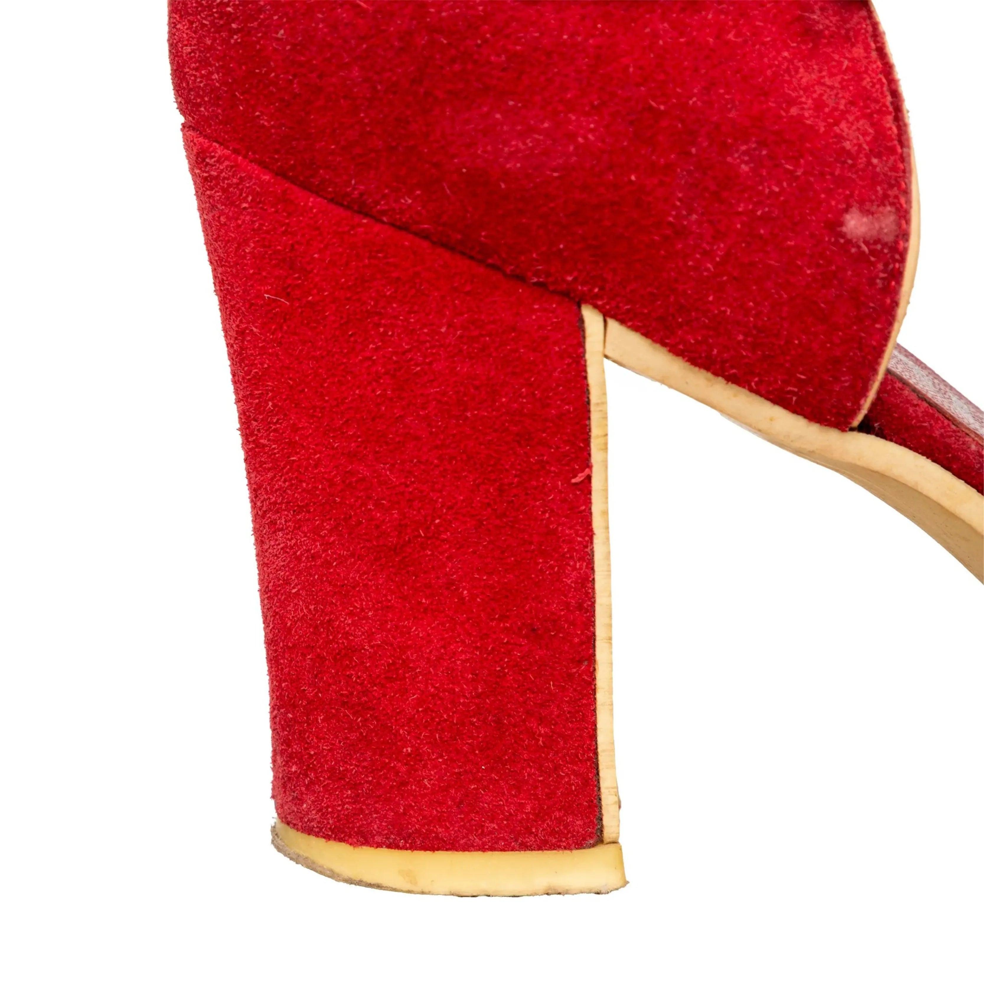 Escarpins en daim Miu Miu - années 90 en vente 3