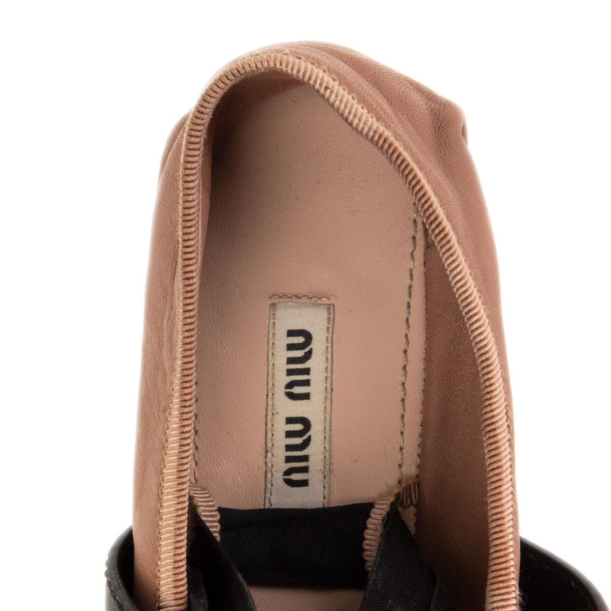 MIU MIU MIU flache BUCKLE Ballettschuhe aus hellbraunem Leder 38,5 1
