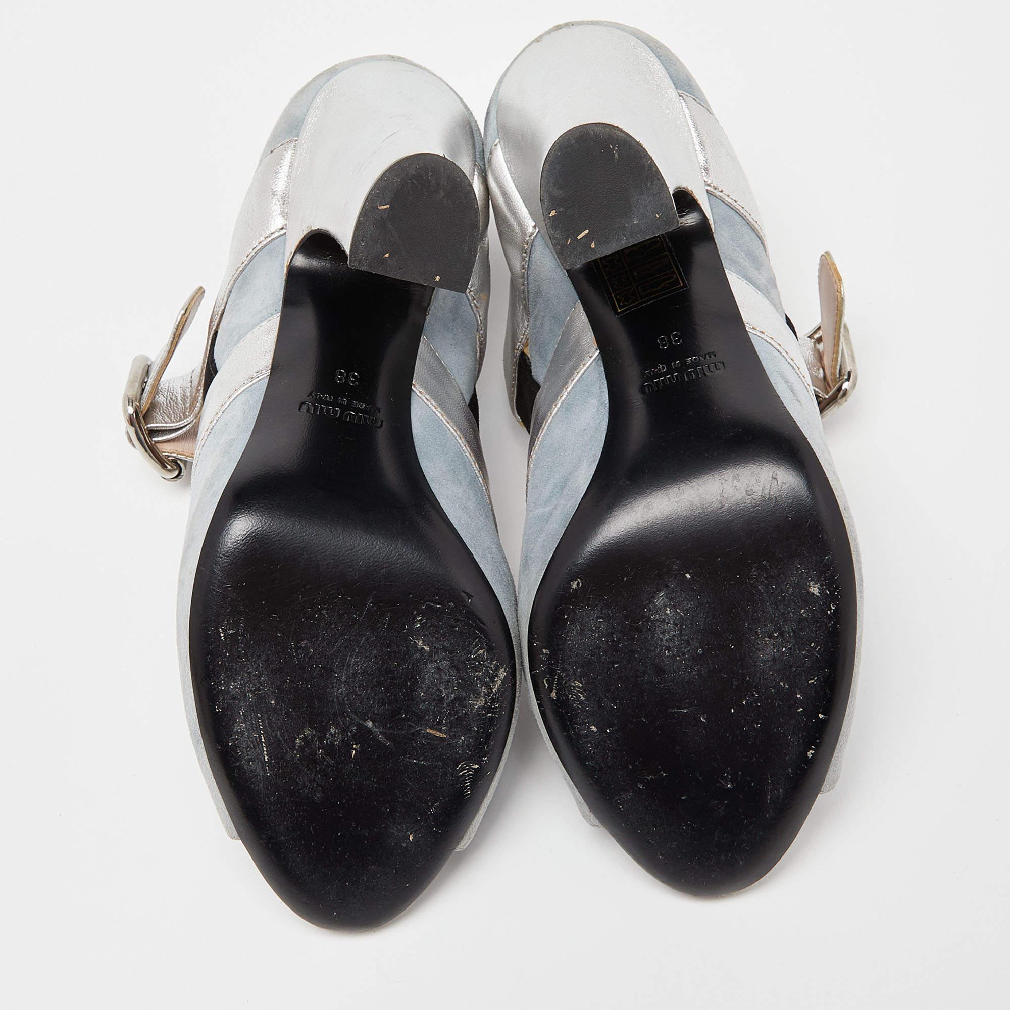 Miu Miu Tri Color Leather and Suede Bow Peep Toe Pumps Talla 38 en venta 1
